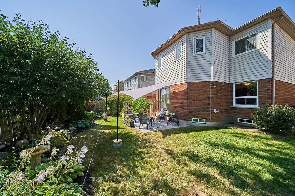 27 Bonathon Cres