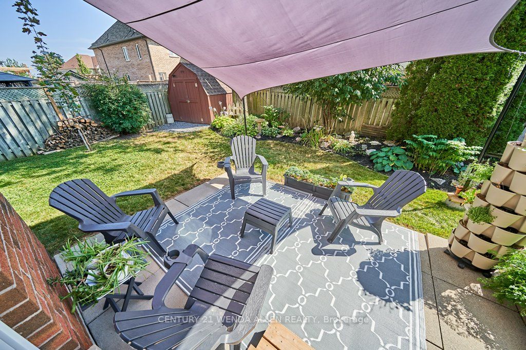 27 Bonathon Cres
