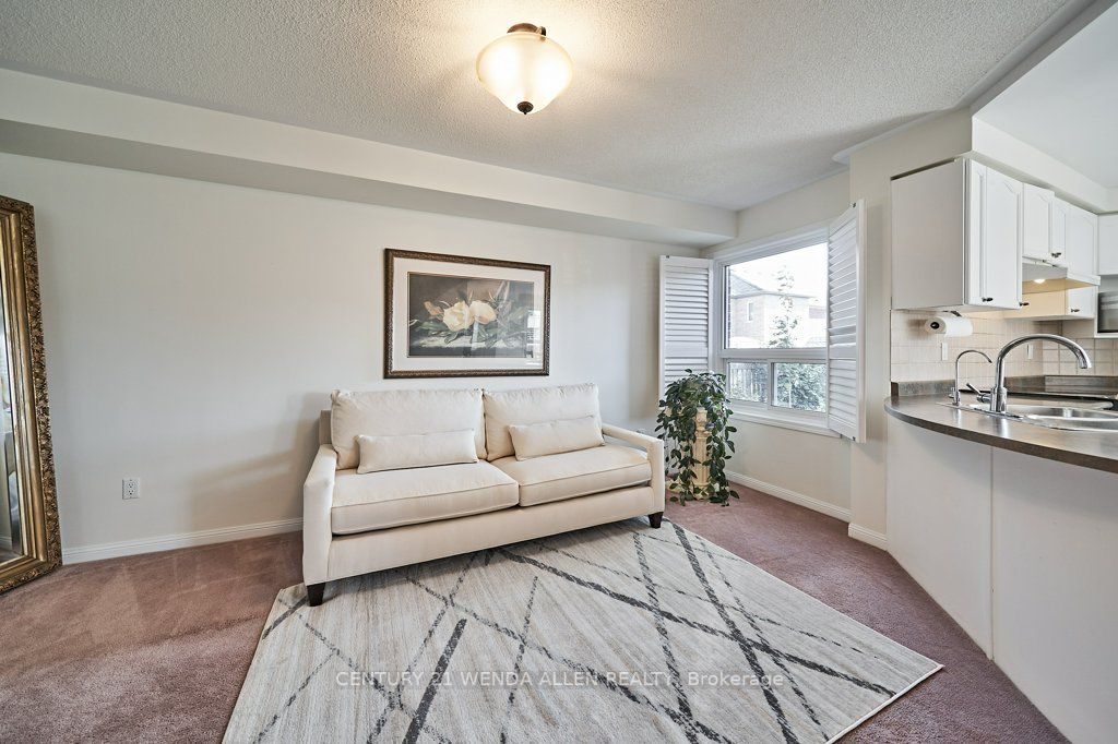 27 Bonathon Cres