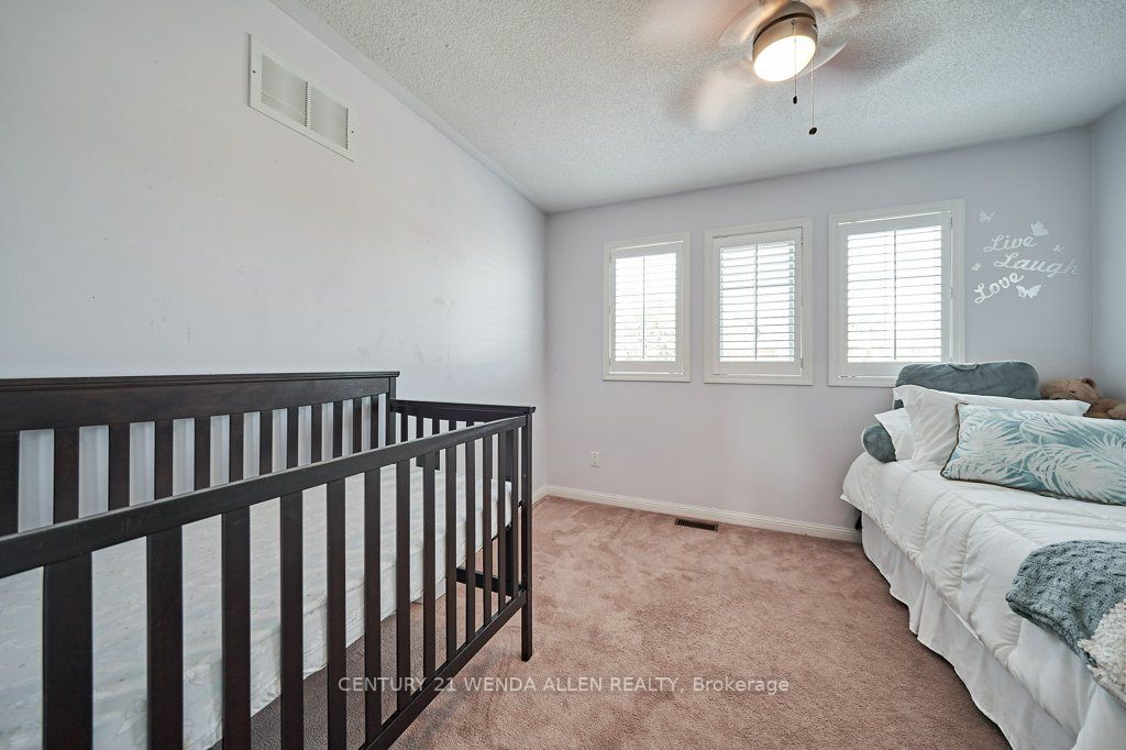 27 Bonathon Cres