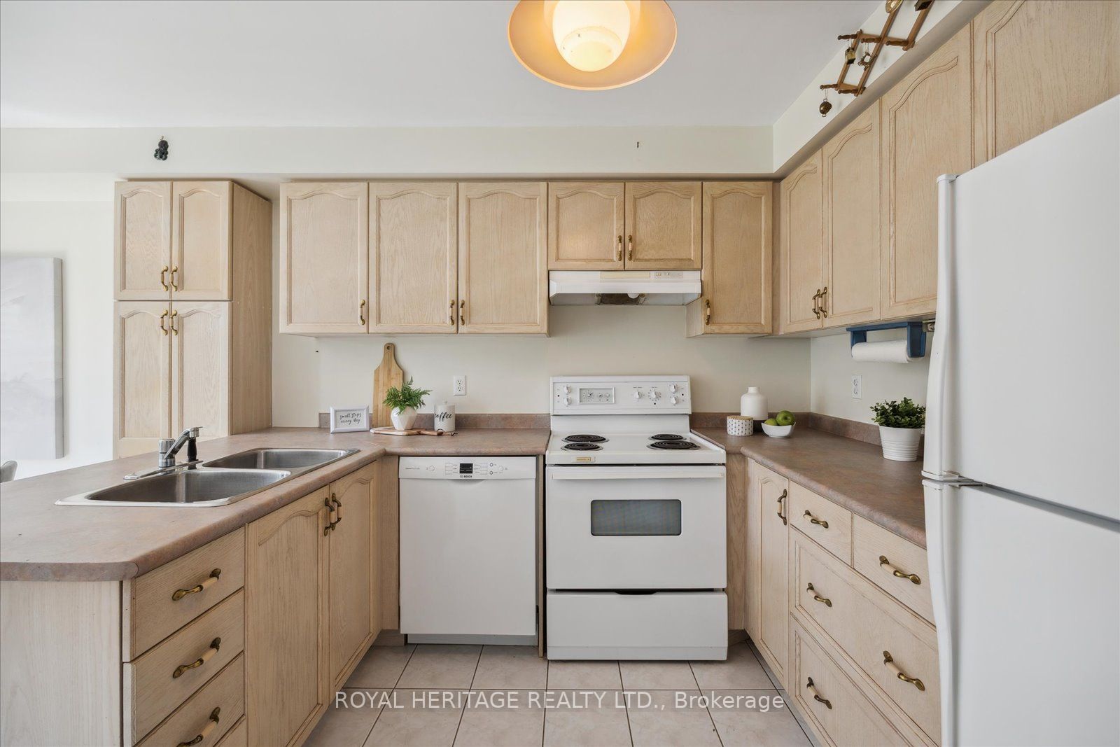 54 Zachary Pl