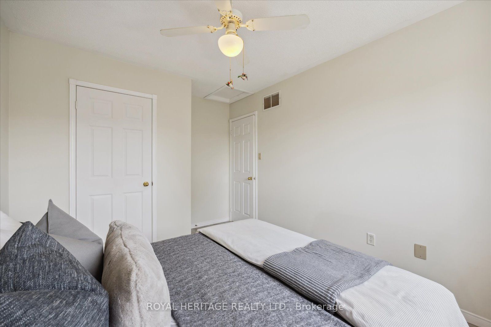 54 Zachary Pl