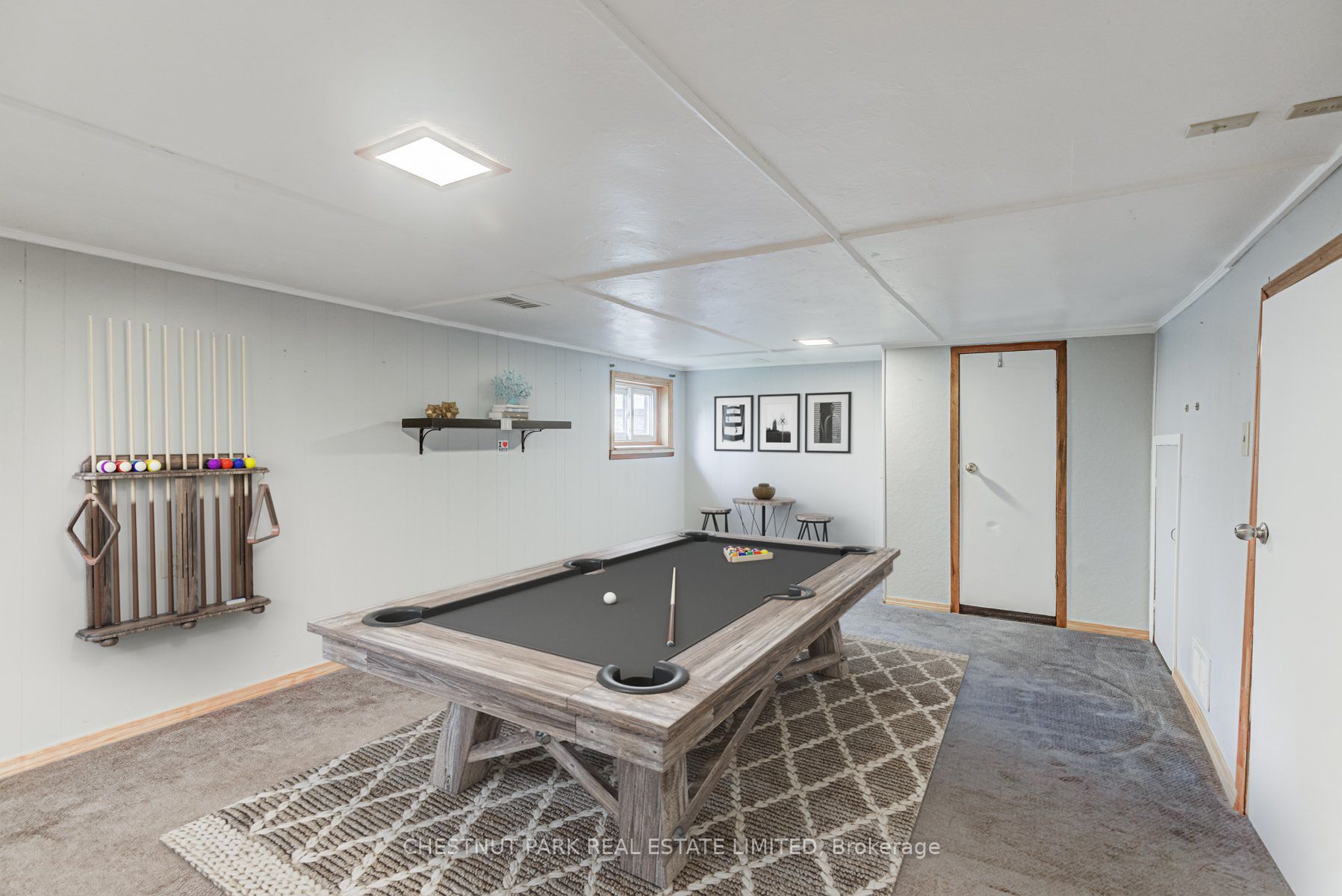 9 Kenmore Dr