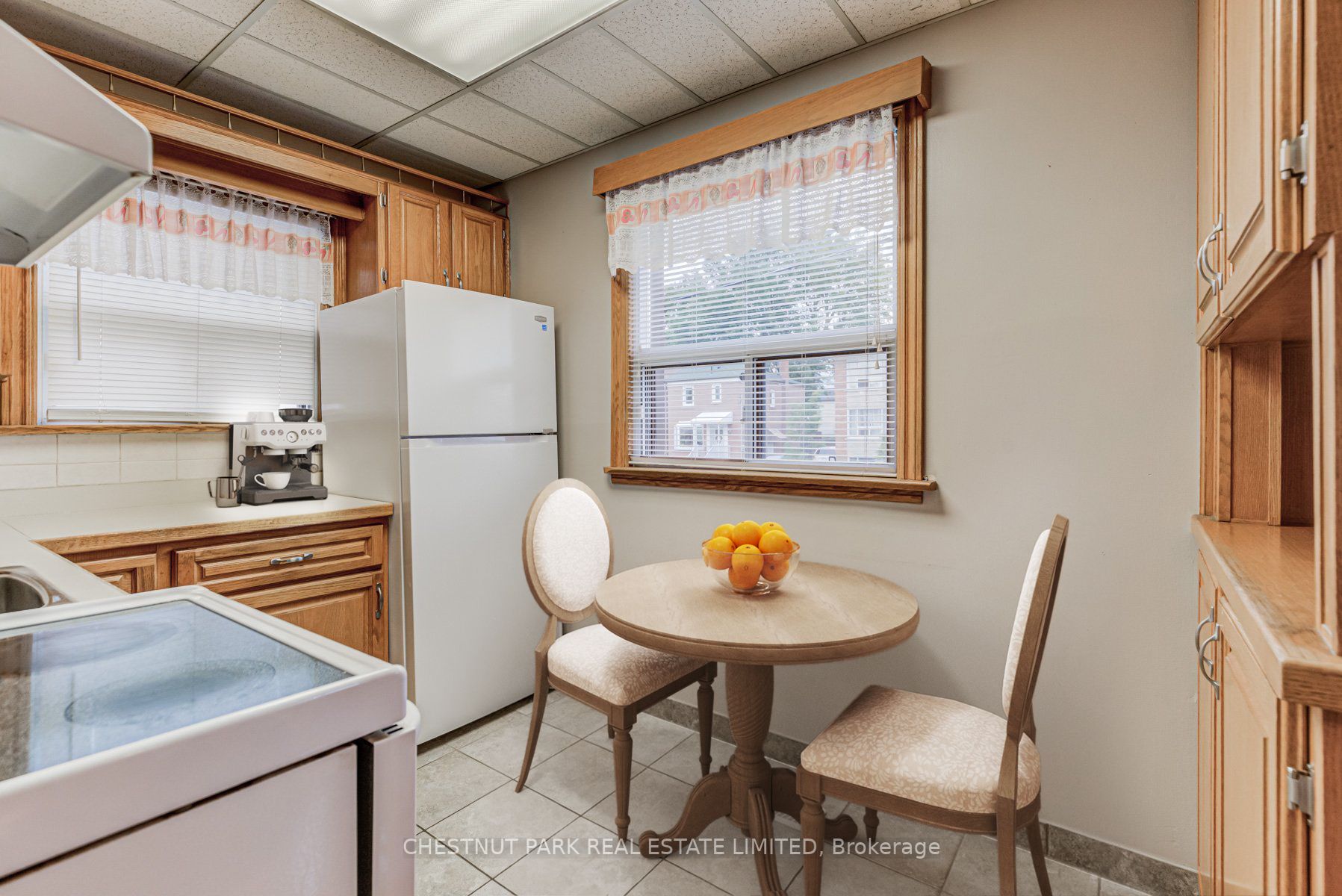 9 Kenmore Dr