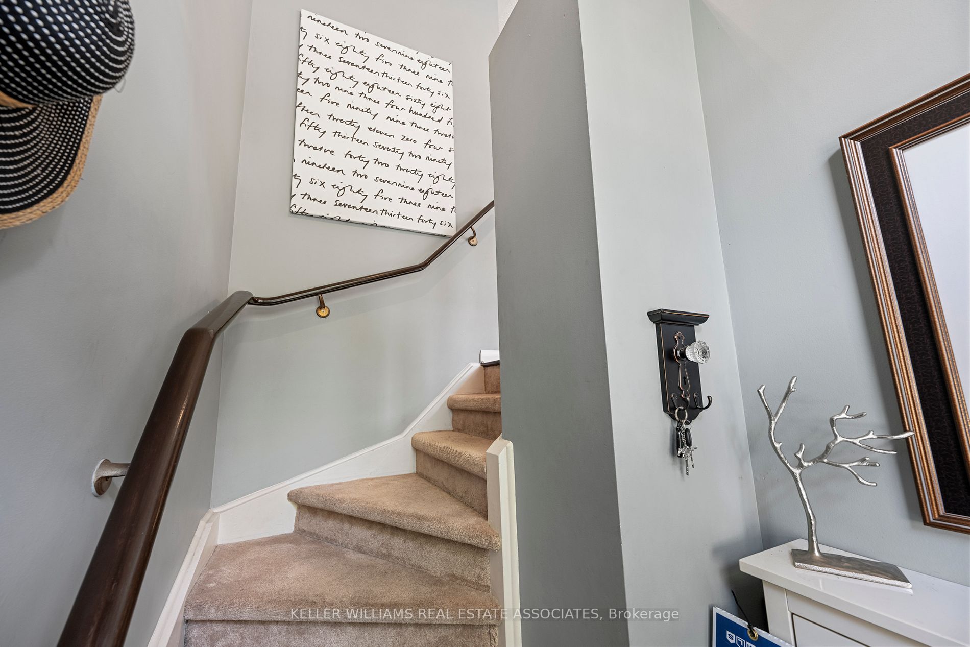 1250 St. Martins Dr, #21