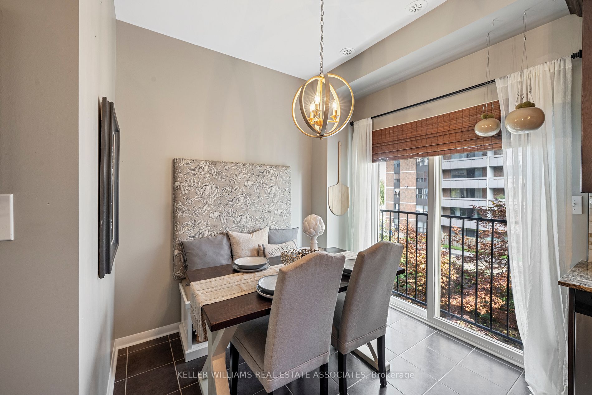 1250 St. Martins Dr, #21