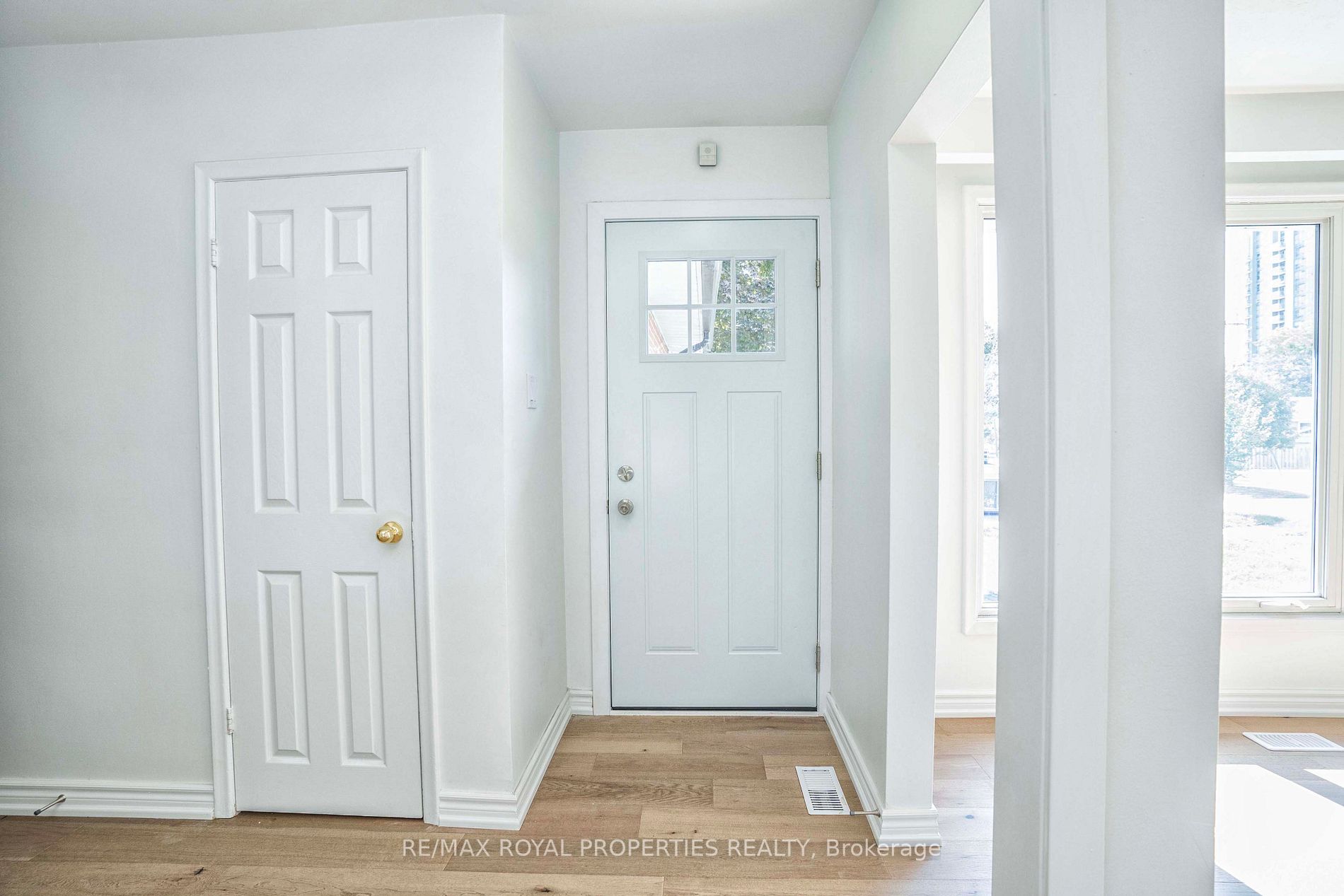 38 Clementine Sq