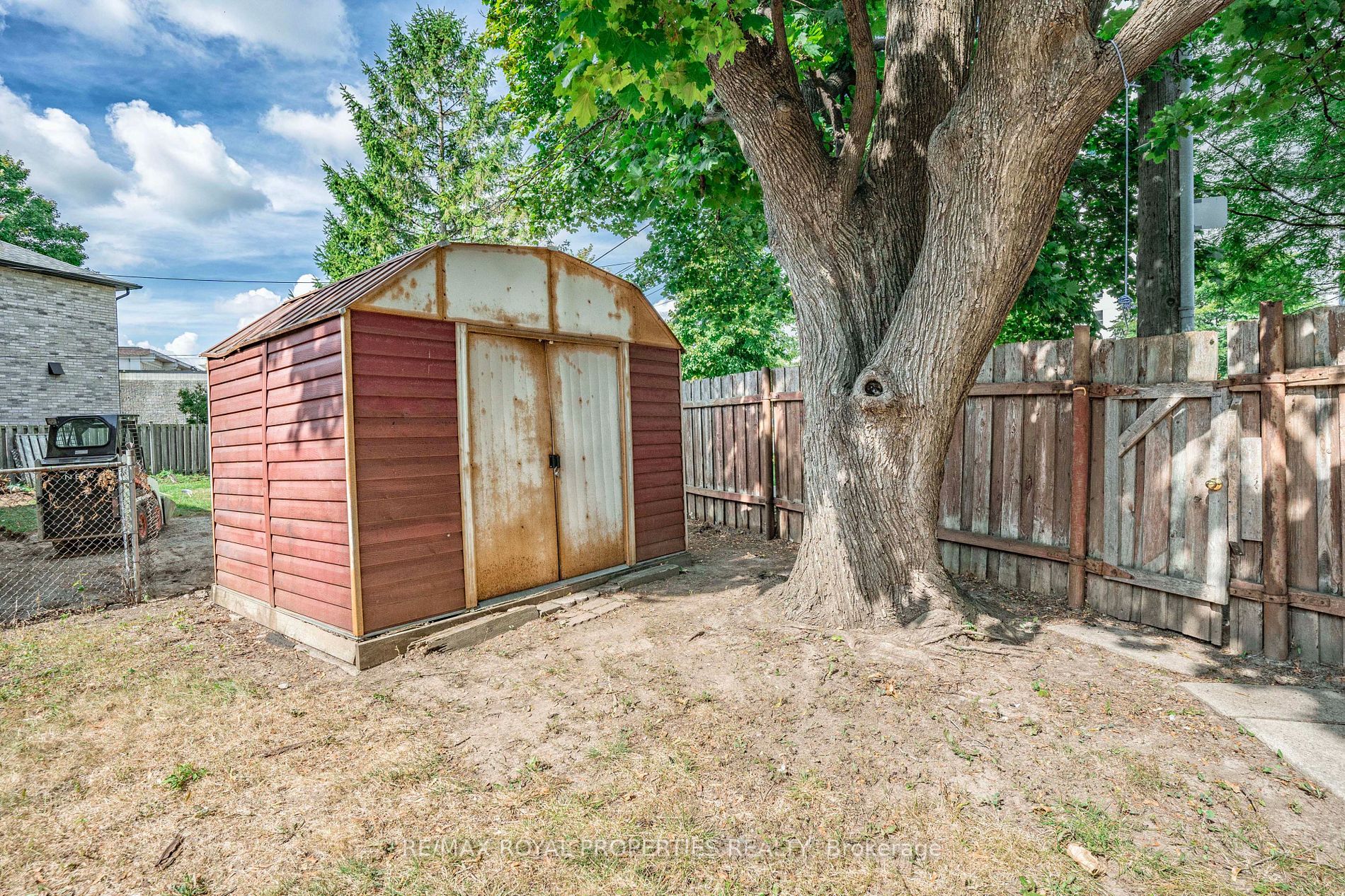 38 Clementine Sq