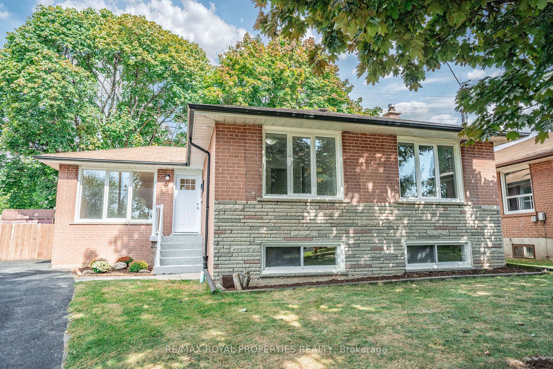 38 Clementine Sq