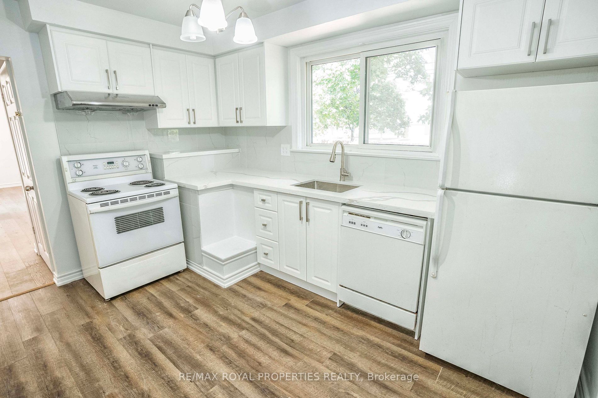 38 Clementine Sq