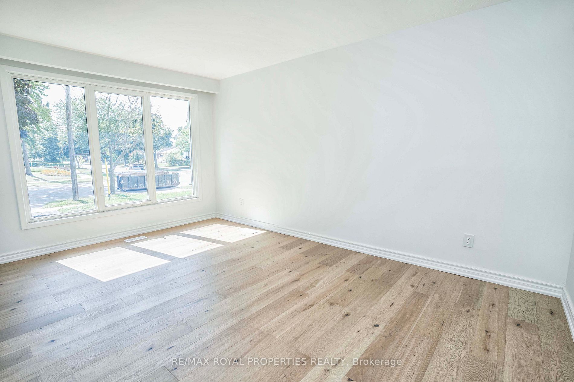 38 Clementine Sq