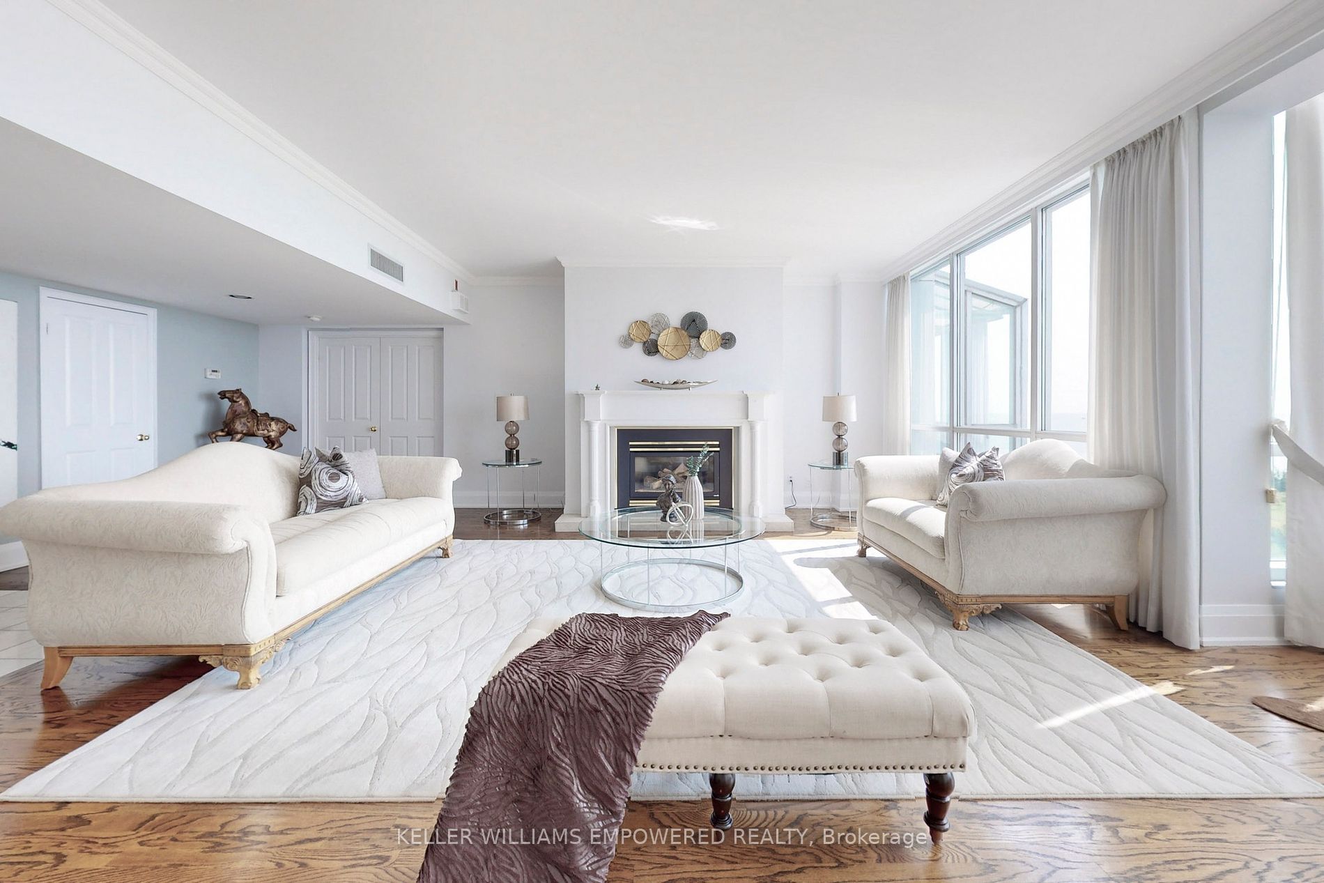 45 Cumberland Lane, #Ph900