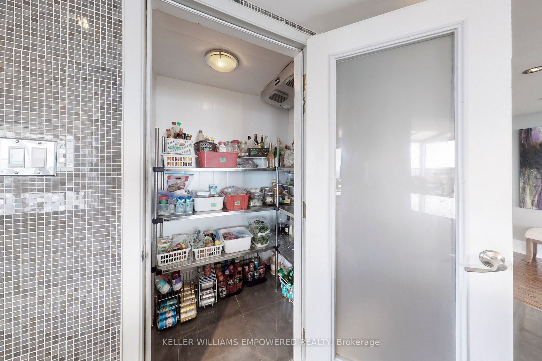 45 Cumberland Lane, #Ph900