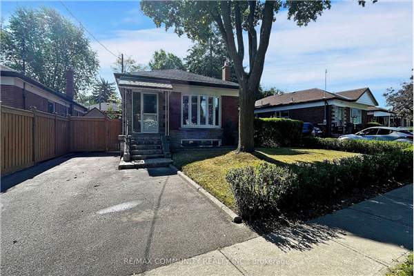 143 Hiscock Blvd, Toronto