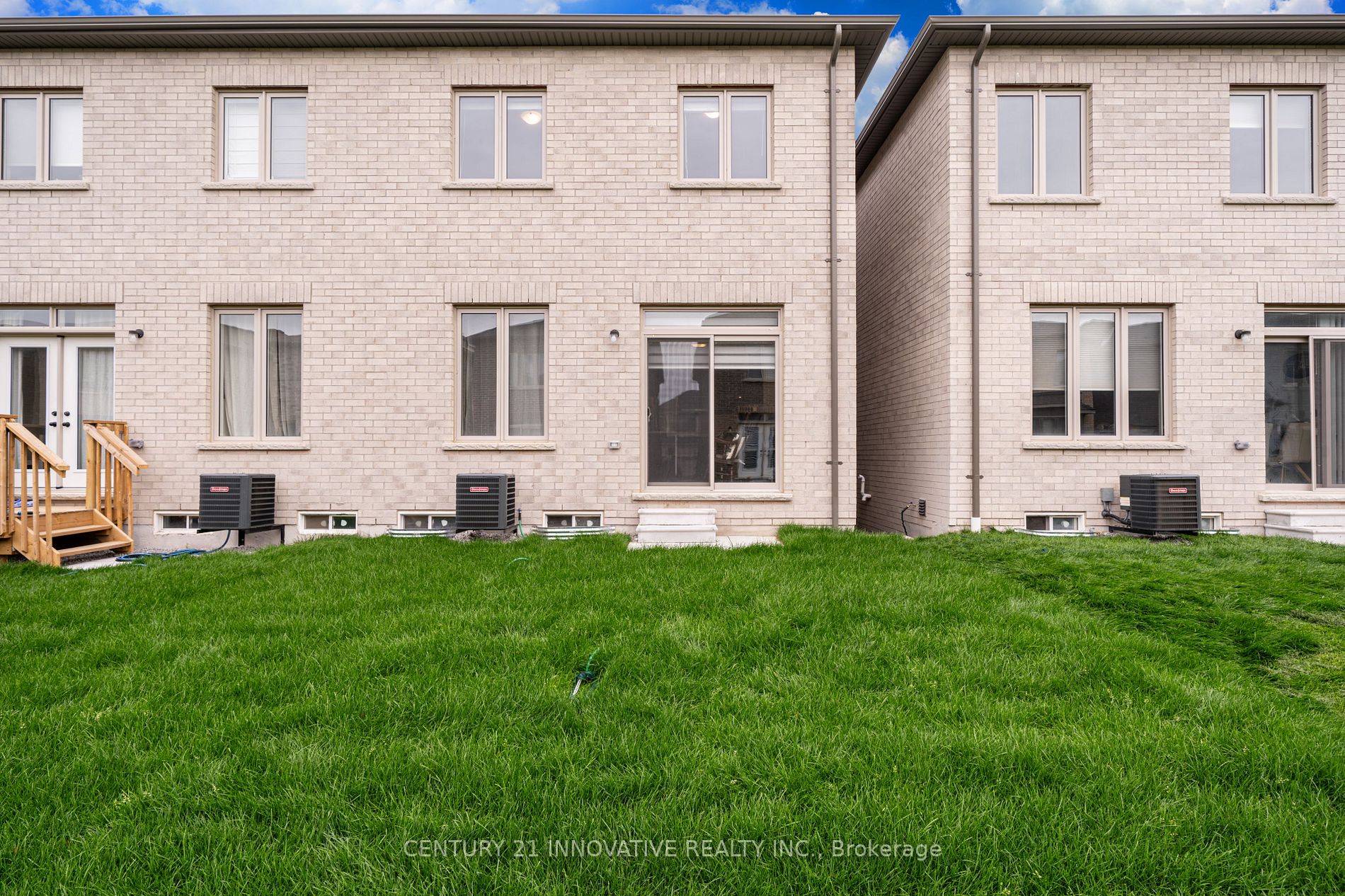 116 Ogston Cres