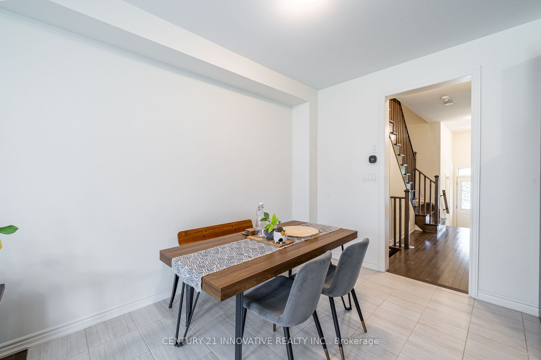 116 Ogston Cres