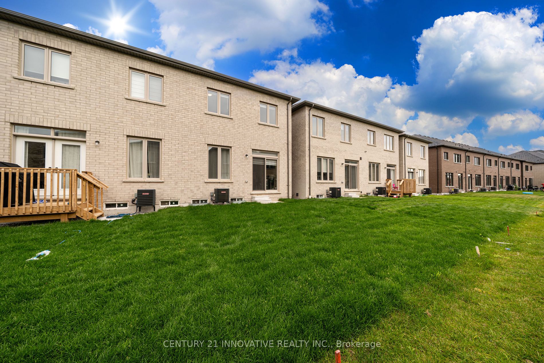 116 Ogston Cres