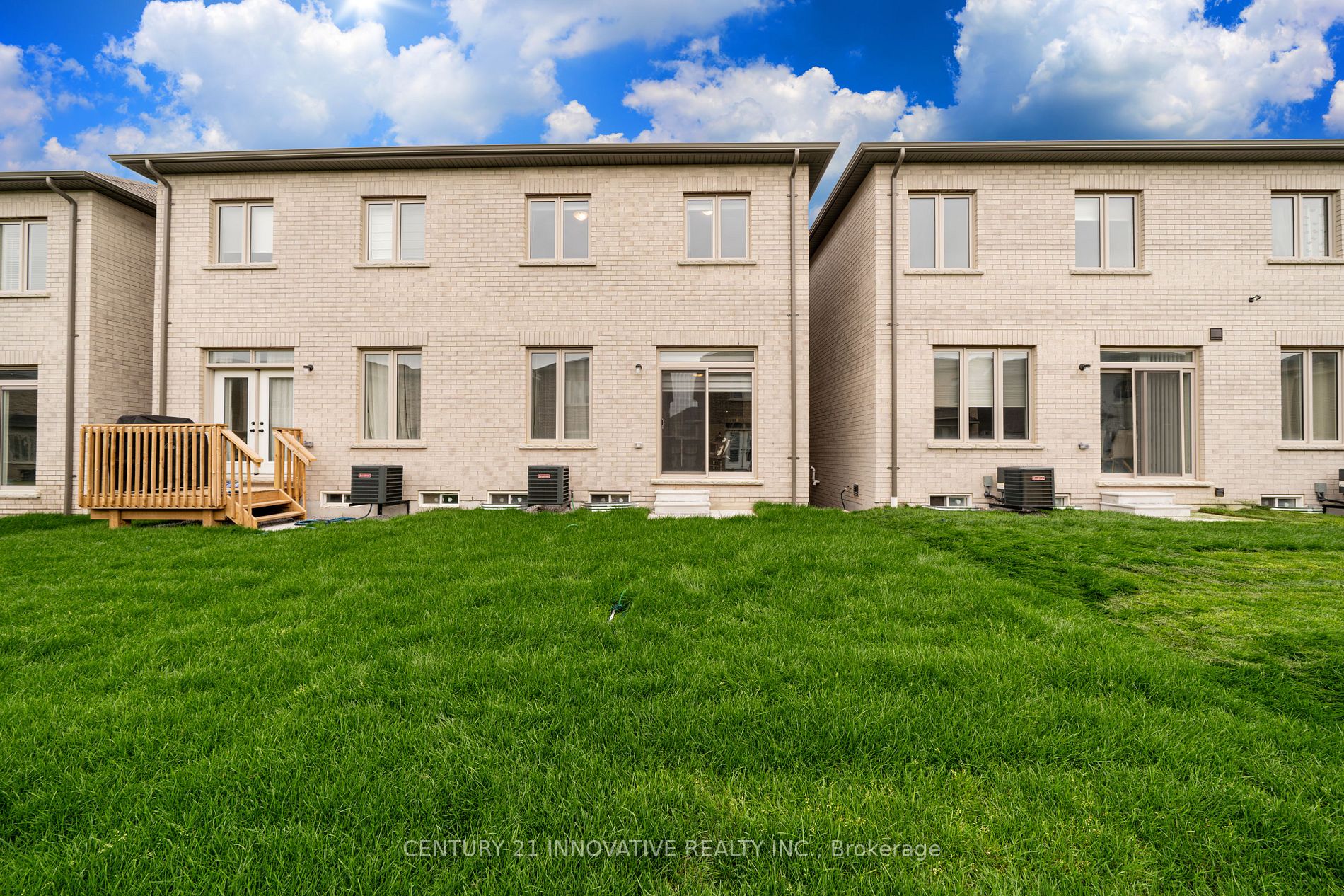 116 Ogston Cres