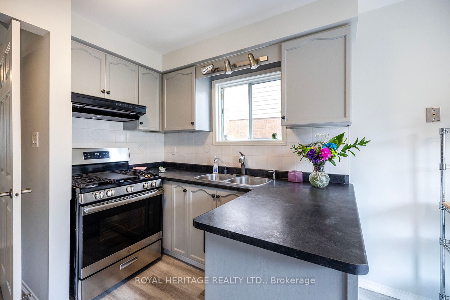 75 Hartrick Pl
