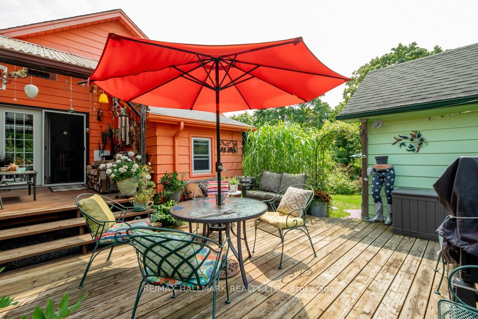 22 Westcroft Dr