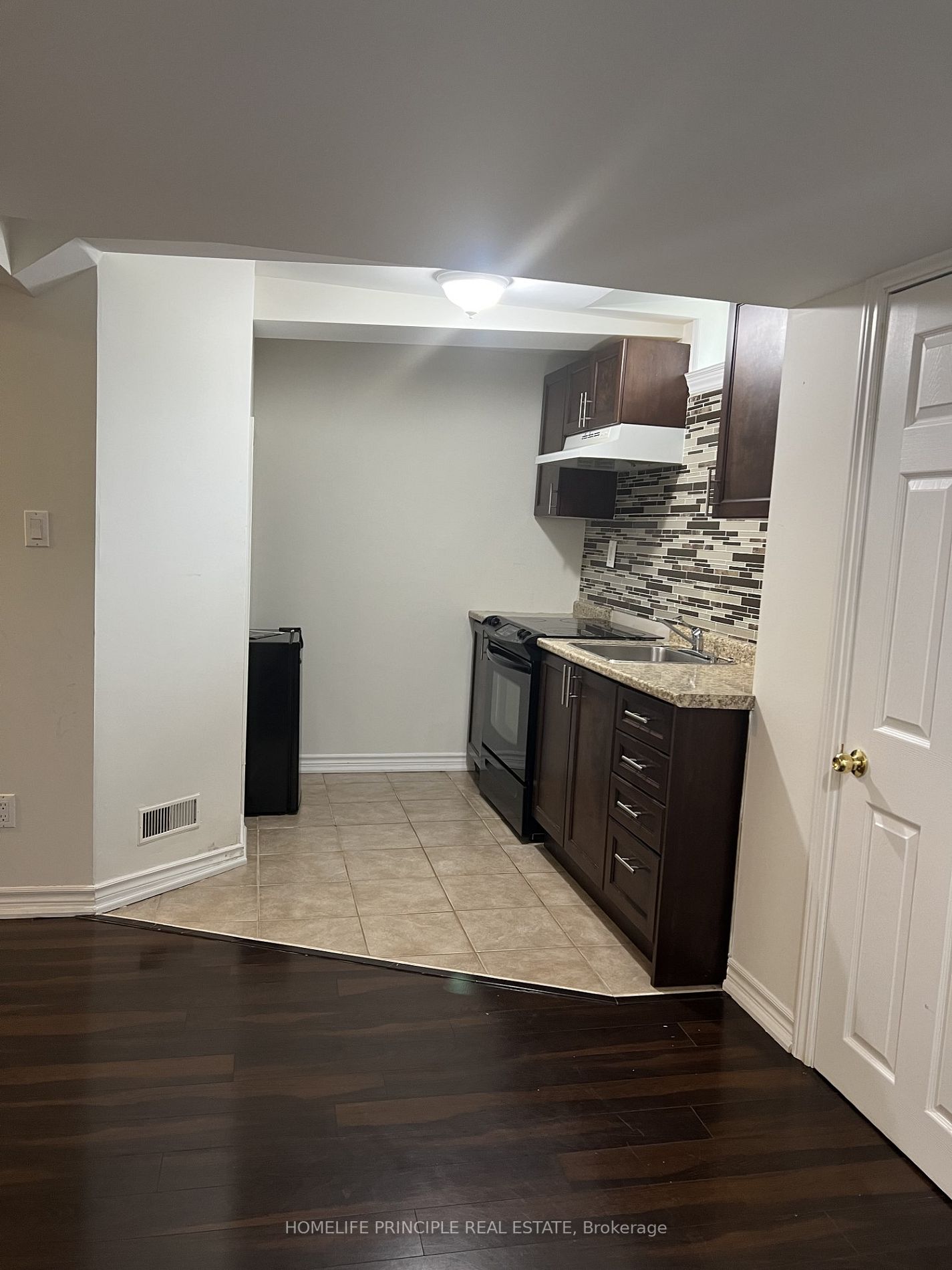 63 Warnford Circ N, #Bsmt