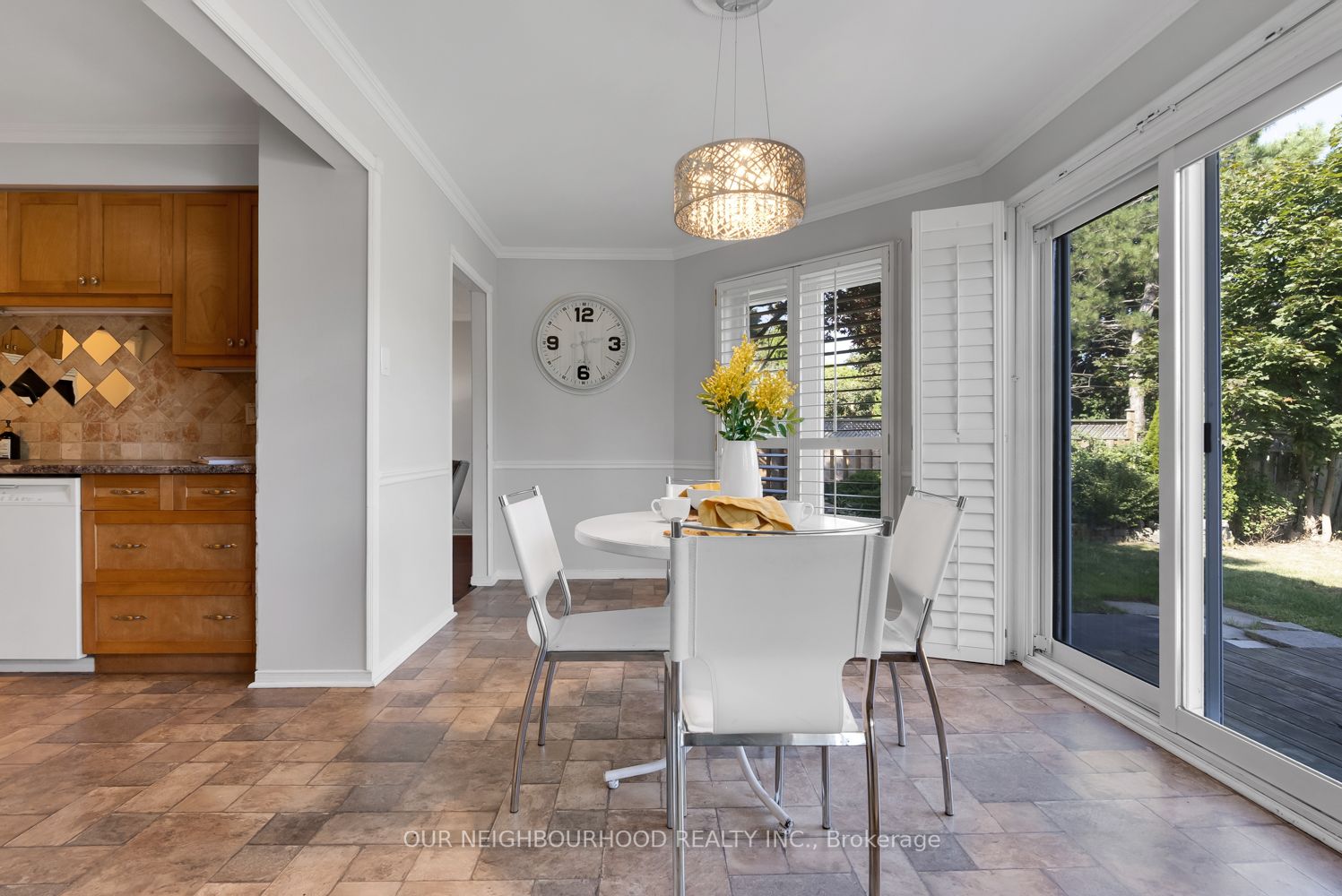 25 Lillian Cres