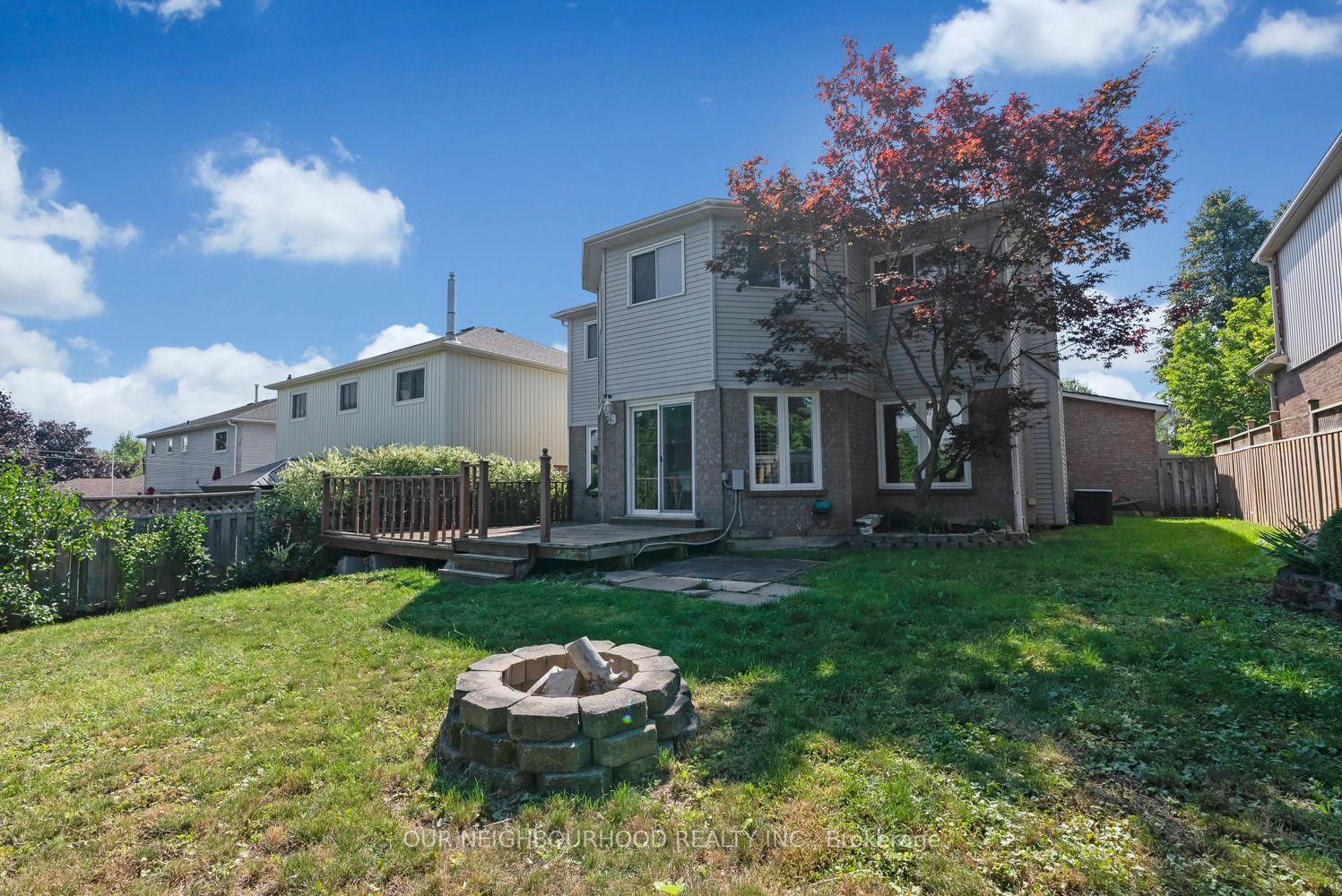 25 Lillian Cres