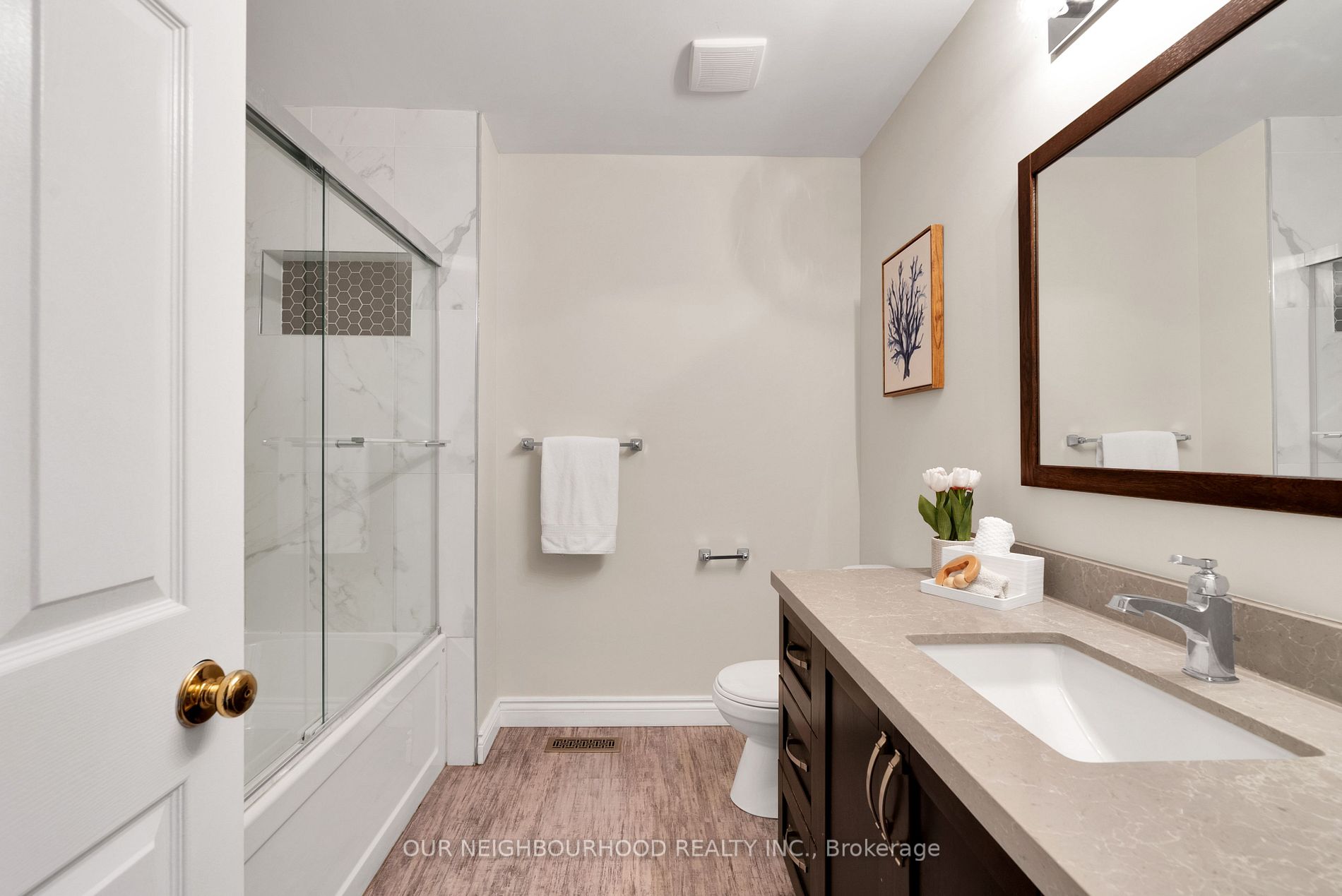 25 Lillian Cres