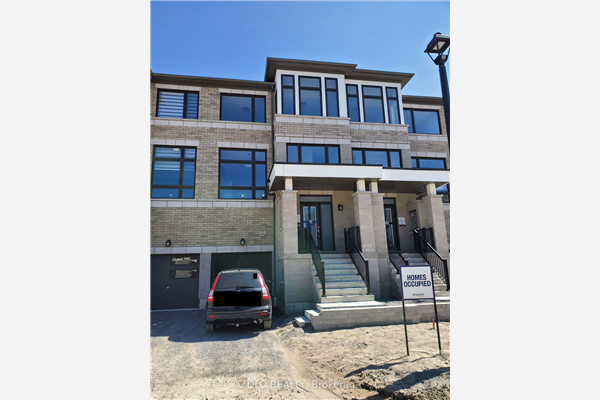 72 Douet Lane, Ajax