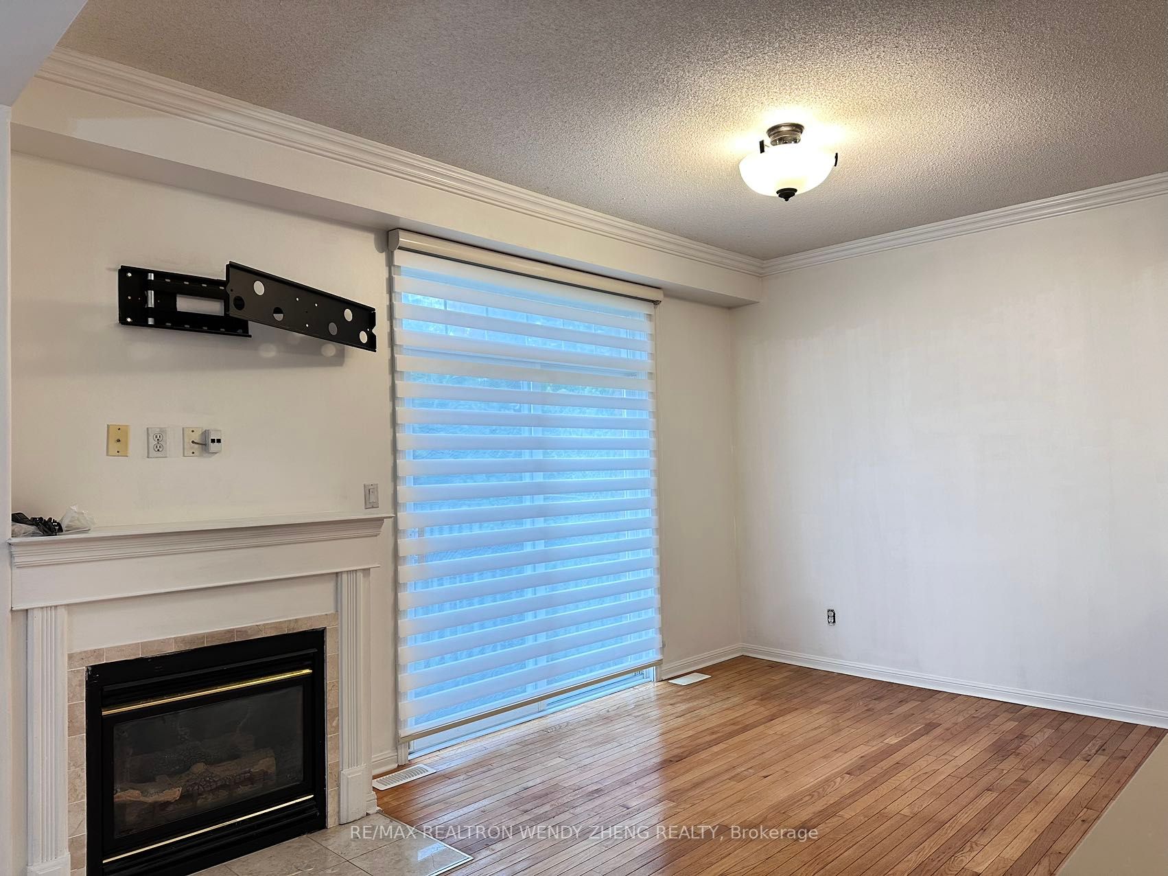 29 Dent Street