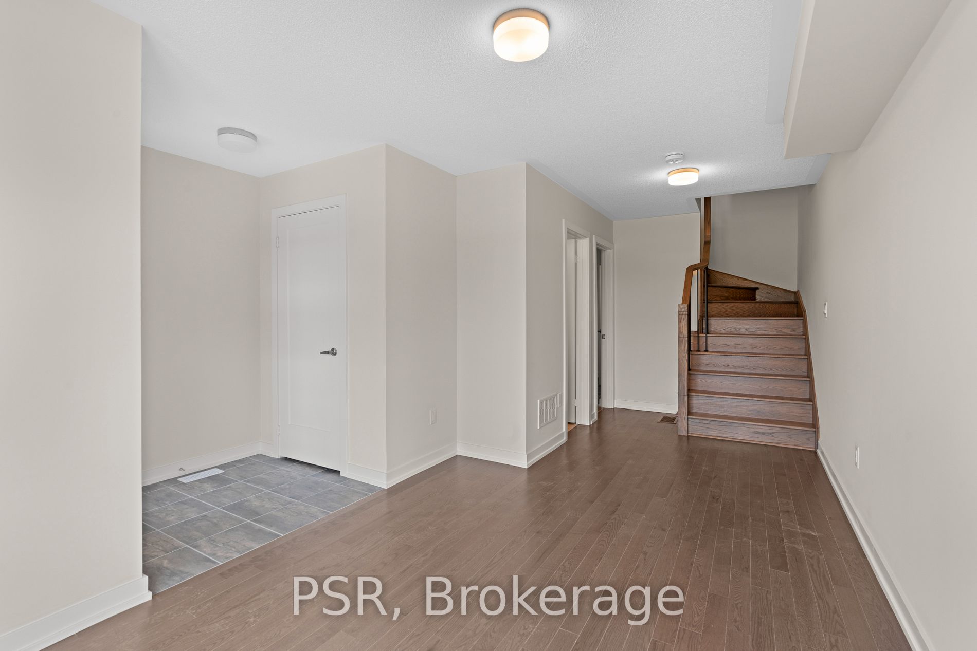 2600 Castlegate Crossing, #84