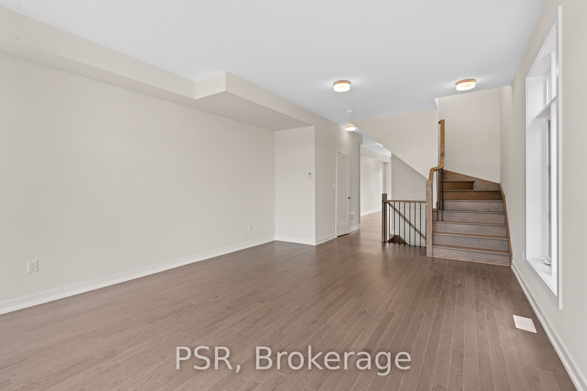 2600 Castlegate Crossing, #84