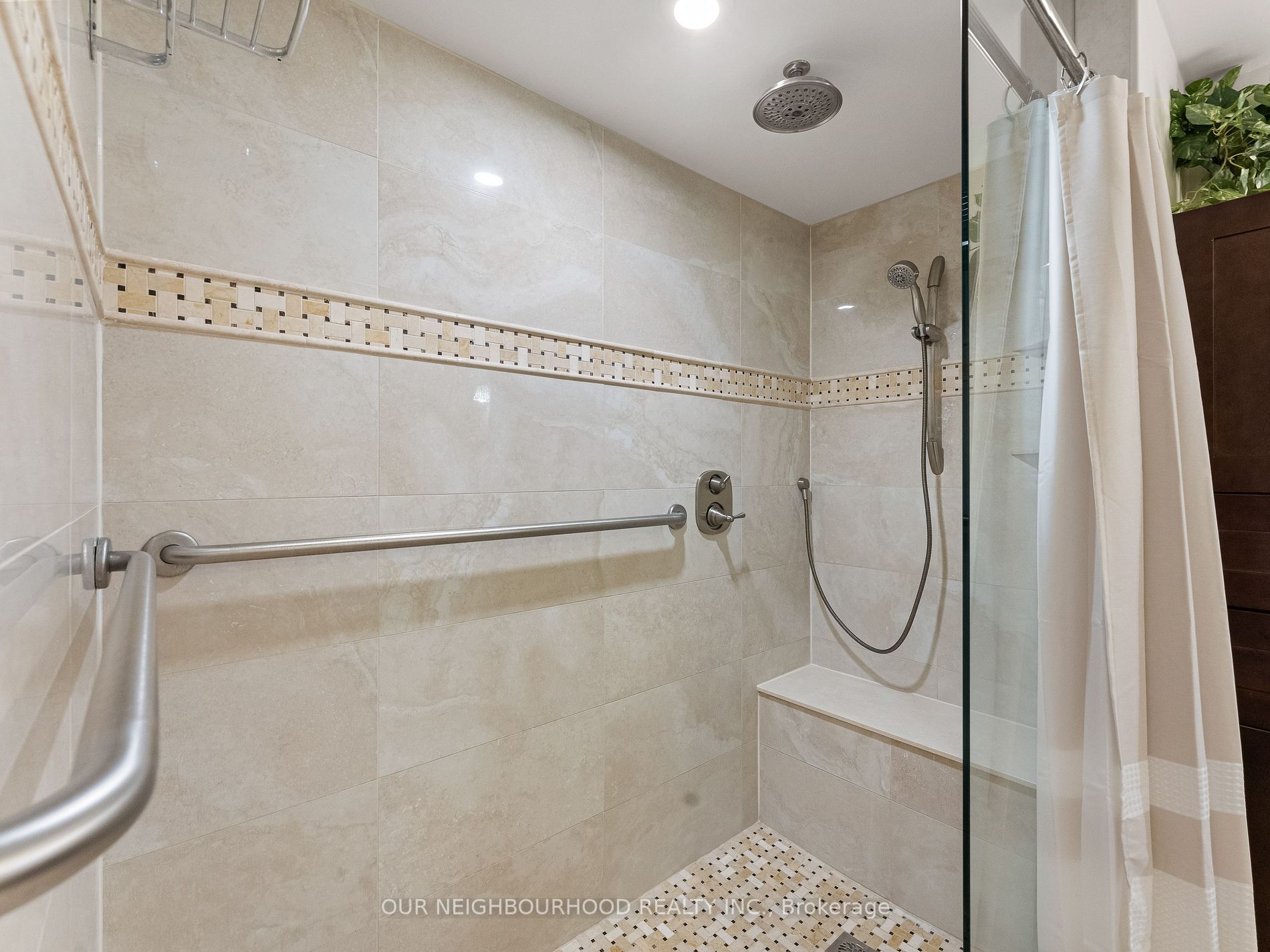 132 Cove Rd, #Bsmt