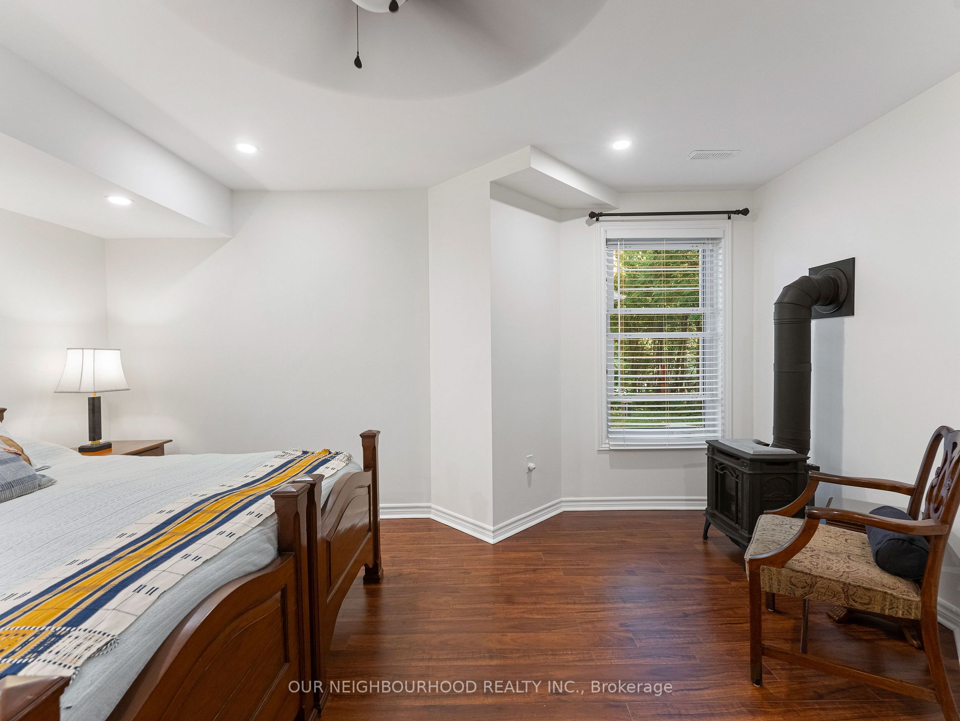 132 Cove Rd, #Bsmt