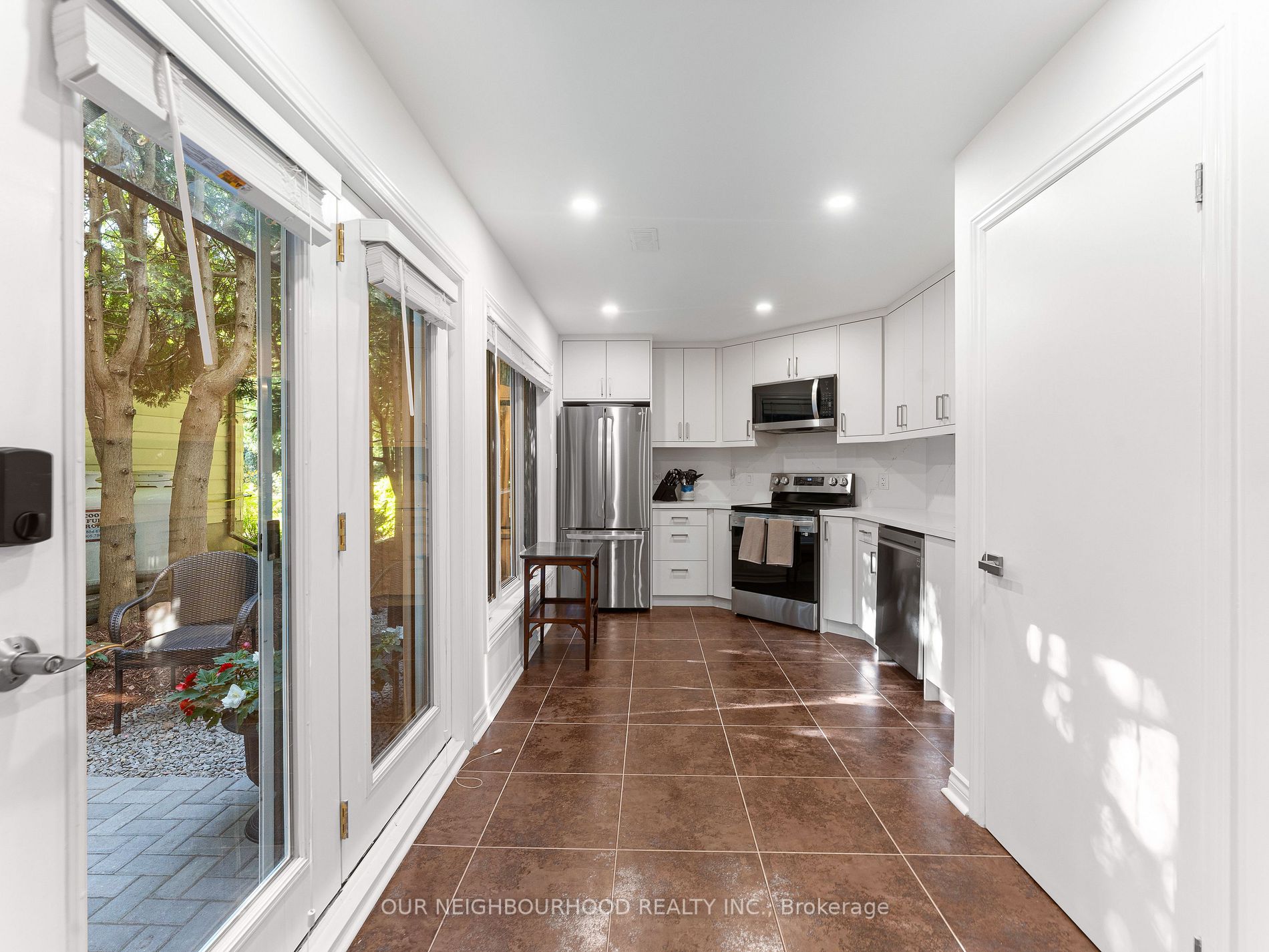 132 Cove Rd, #Bsmt