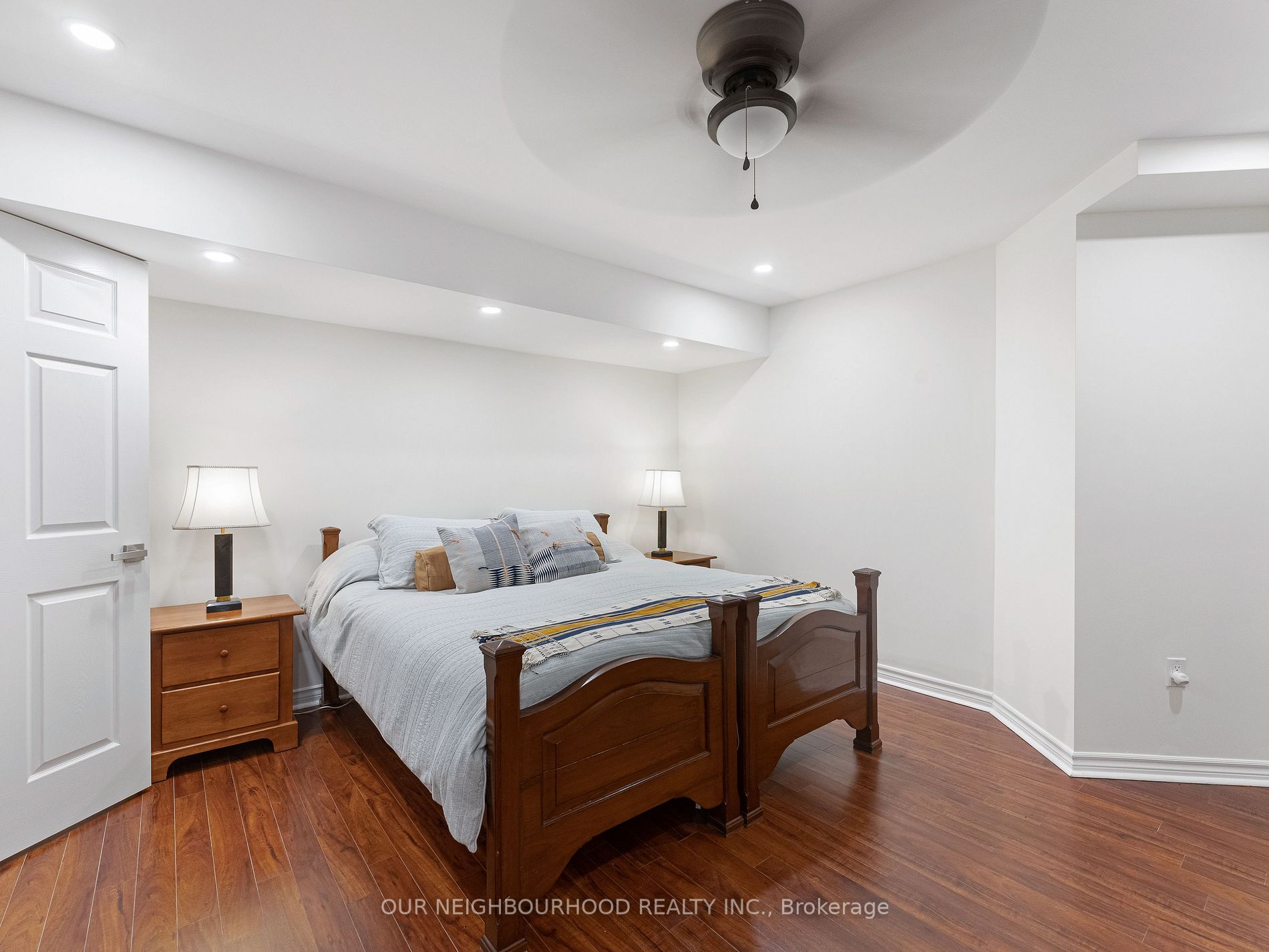 132 Cove Rd, #Bsmt