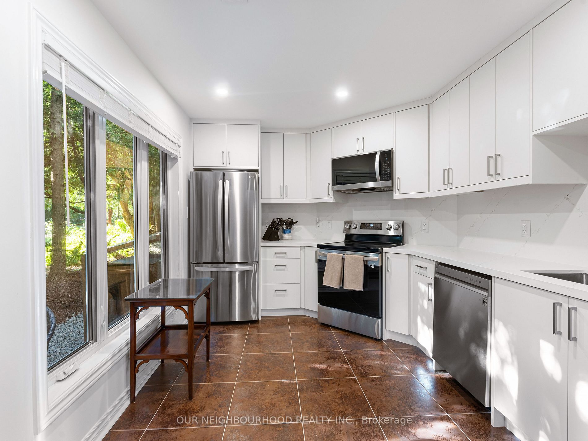 132 Cove Rd, #Bsmt