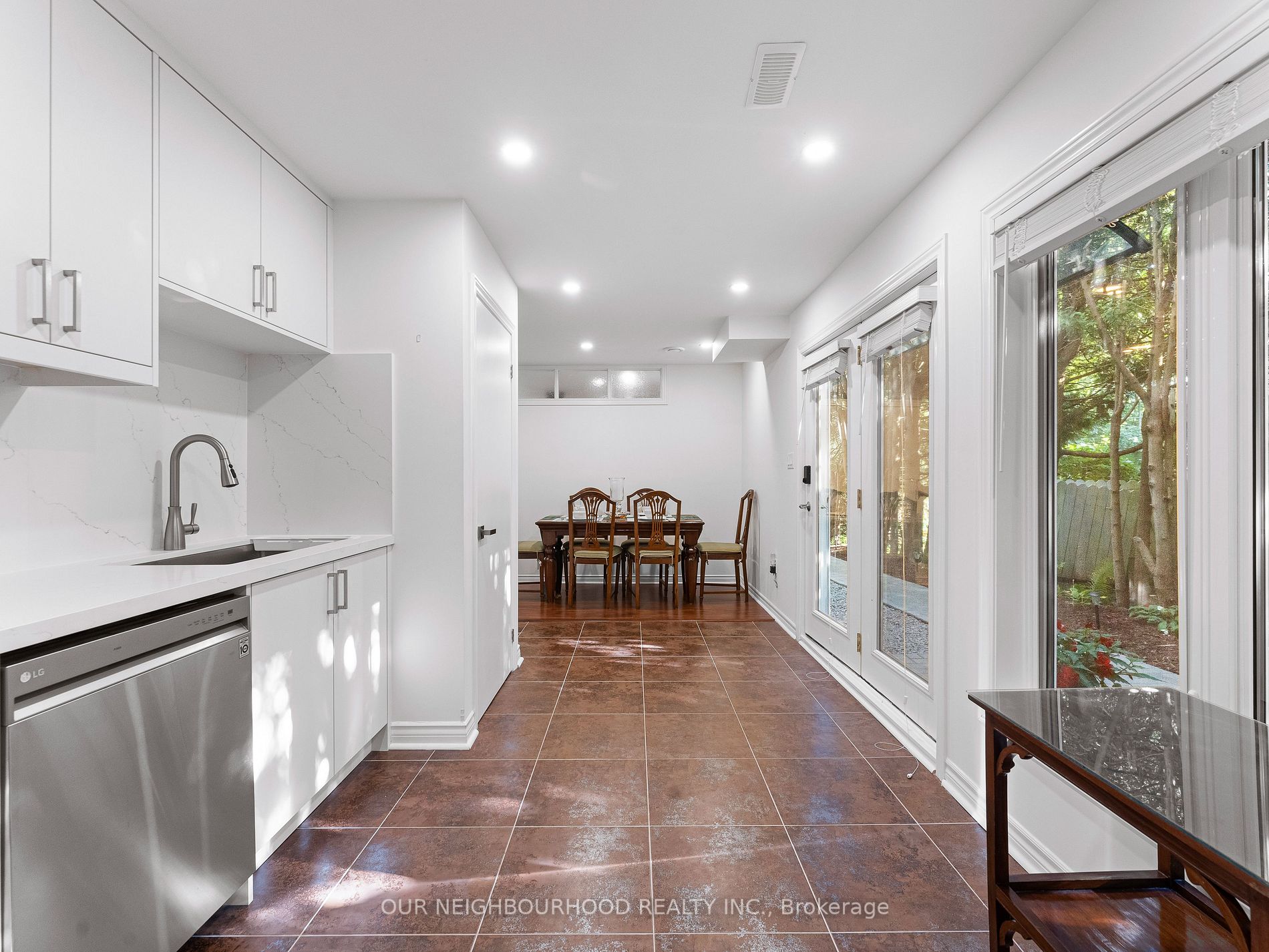 132 Cove Rd, #Bsmt