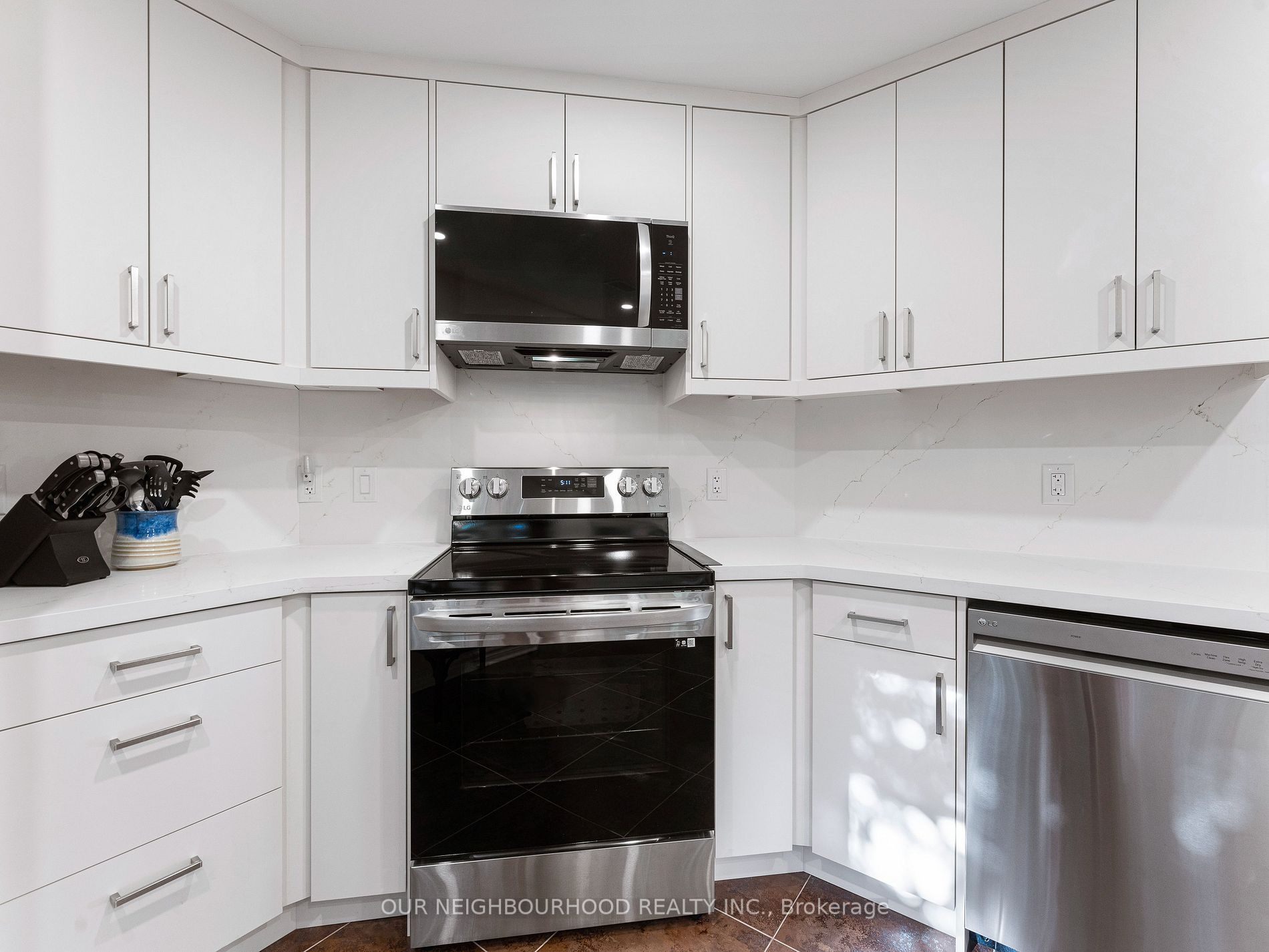 132 Cove Rd, #Bsmt