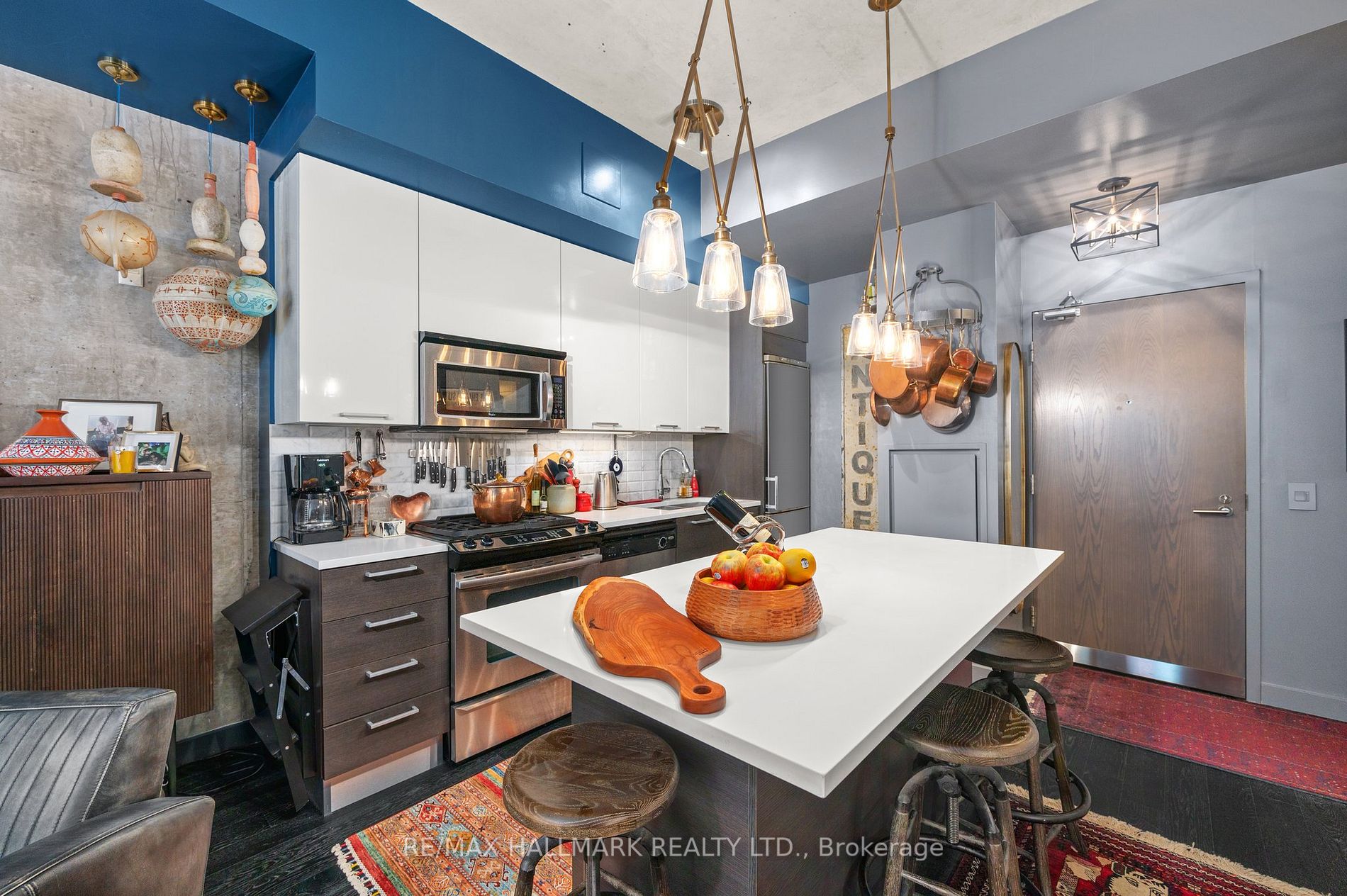 90 Broadview Ave, #526