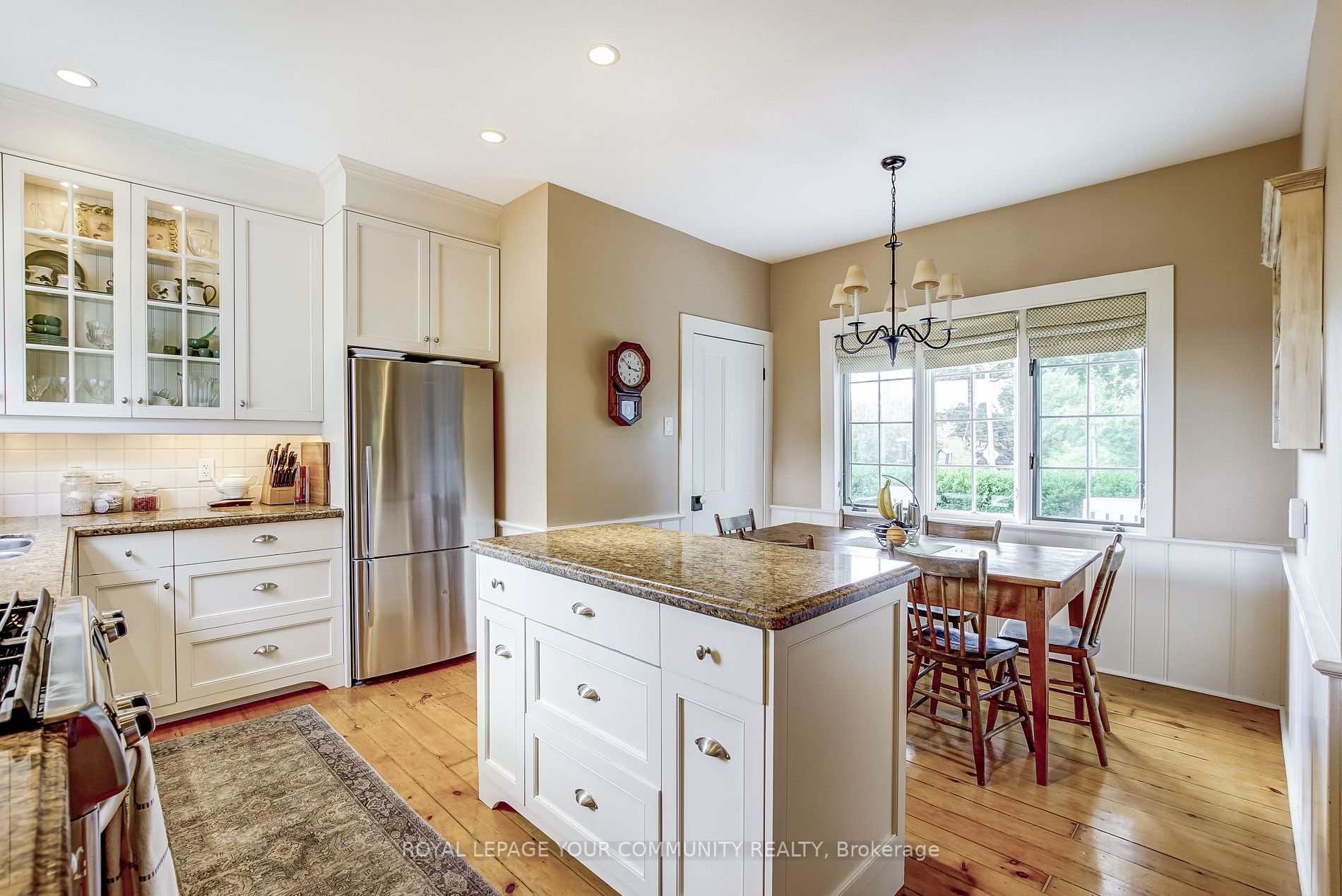 5229 Old Brock Rd