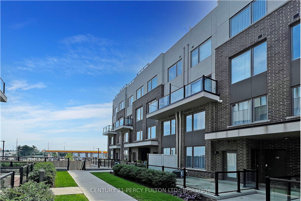 1460 Whites Rd, Pickering