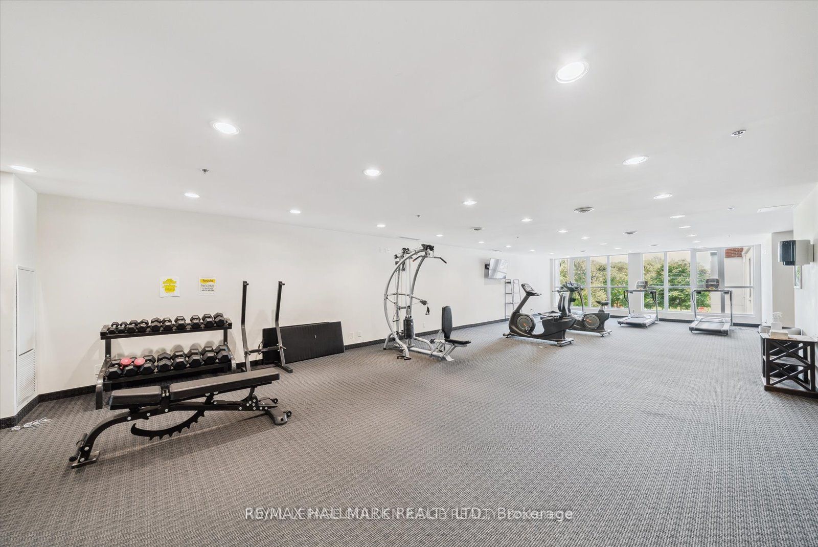 22 East Haven Dr, #523