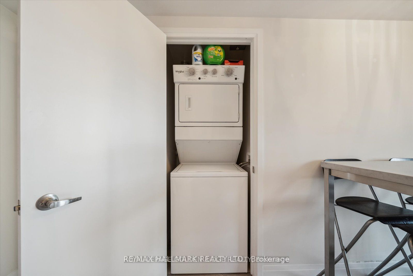 22 East Haven Dr, #523
