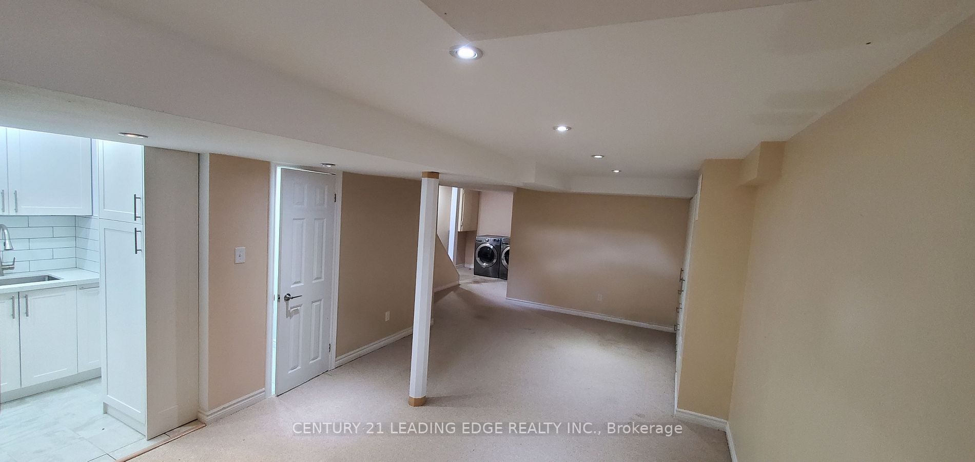 38 Mccullock Crescent, #Bsmt