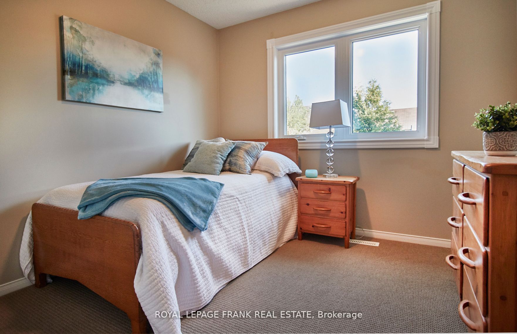 33 Cecil Found Cres