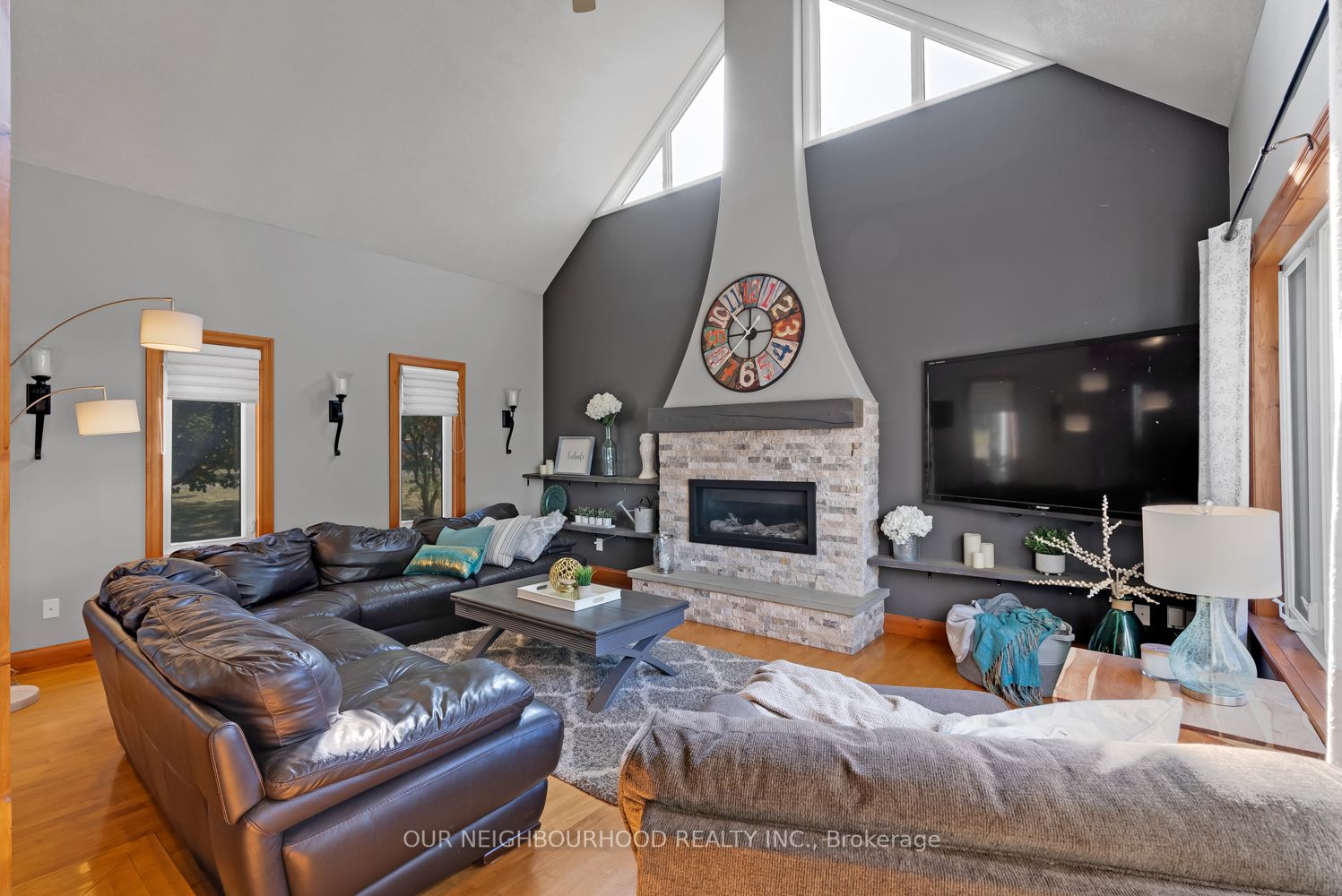 322 Cove Rd