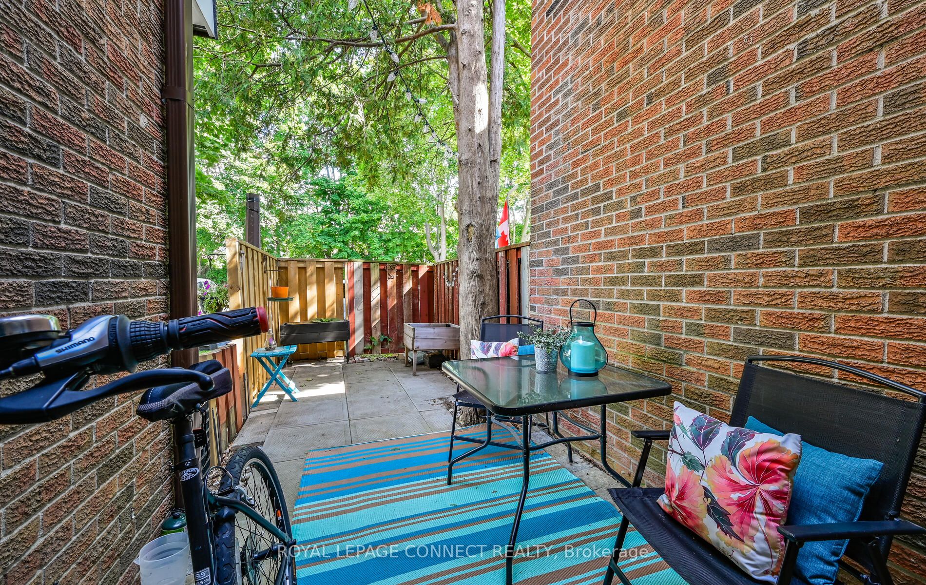 101 Dovedale Dr, #27