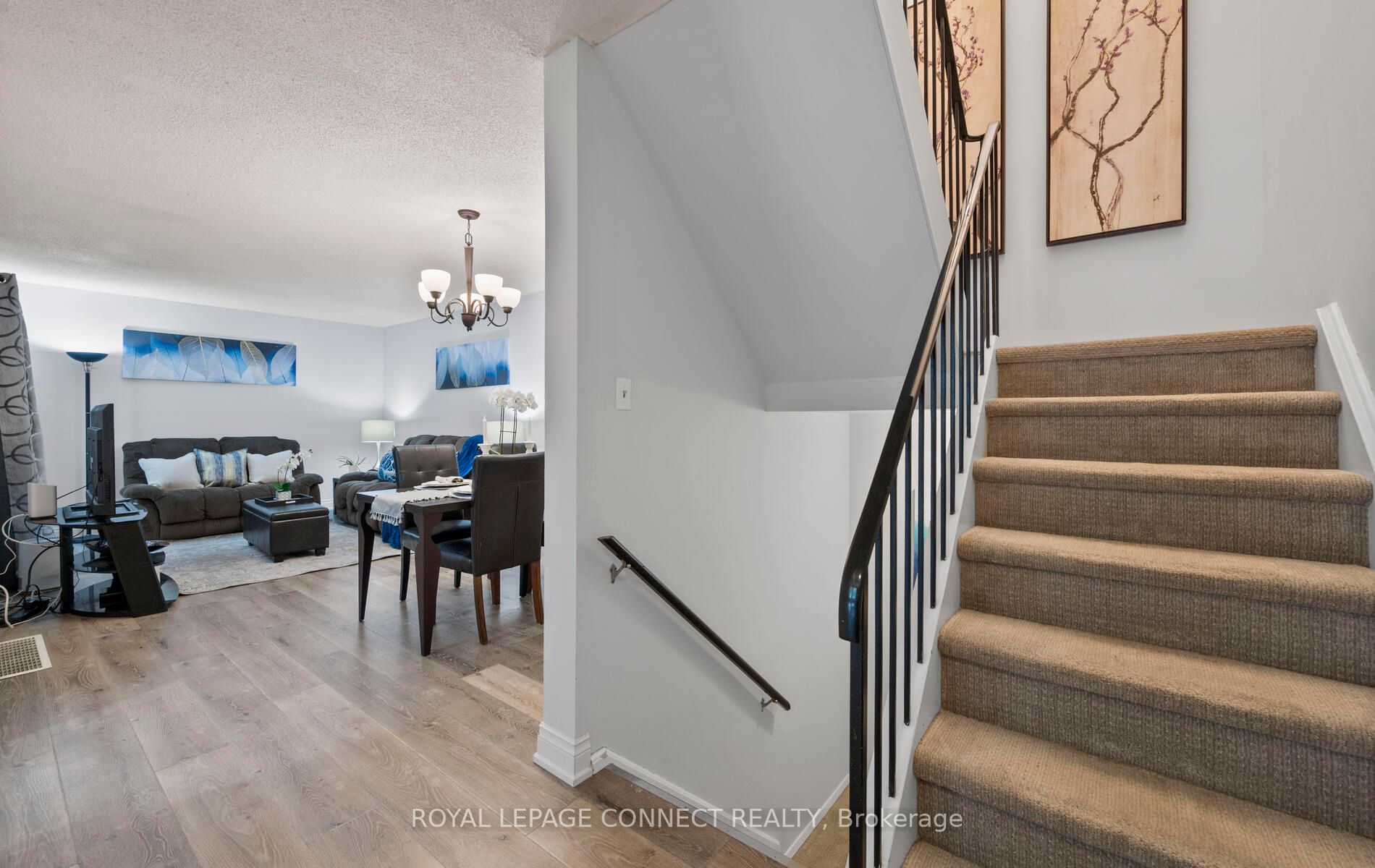 101 Dovedale Dr, #27