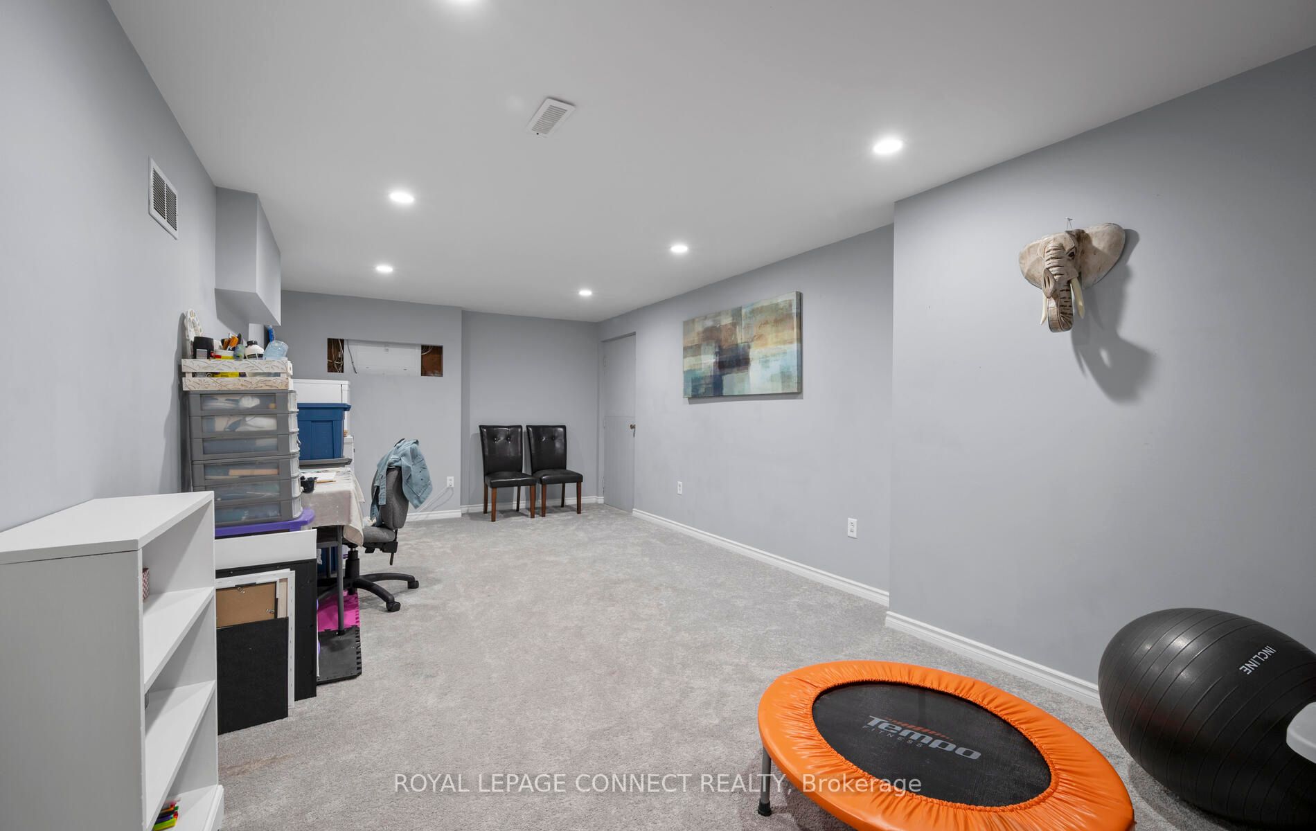 101 Dovedale Dr, #27